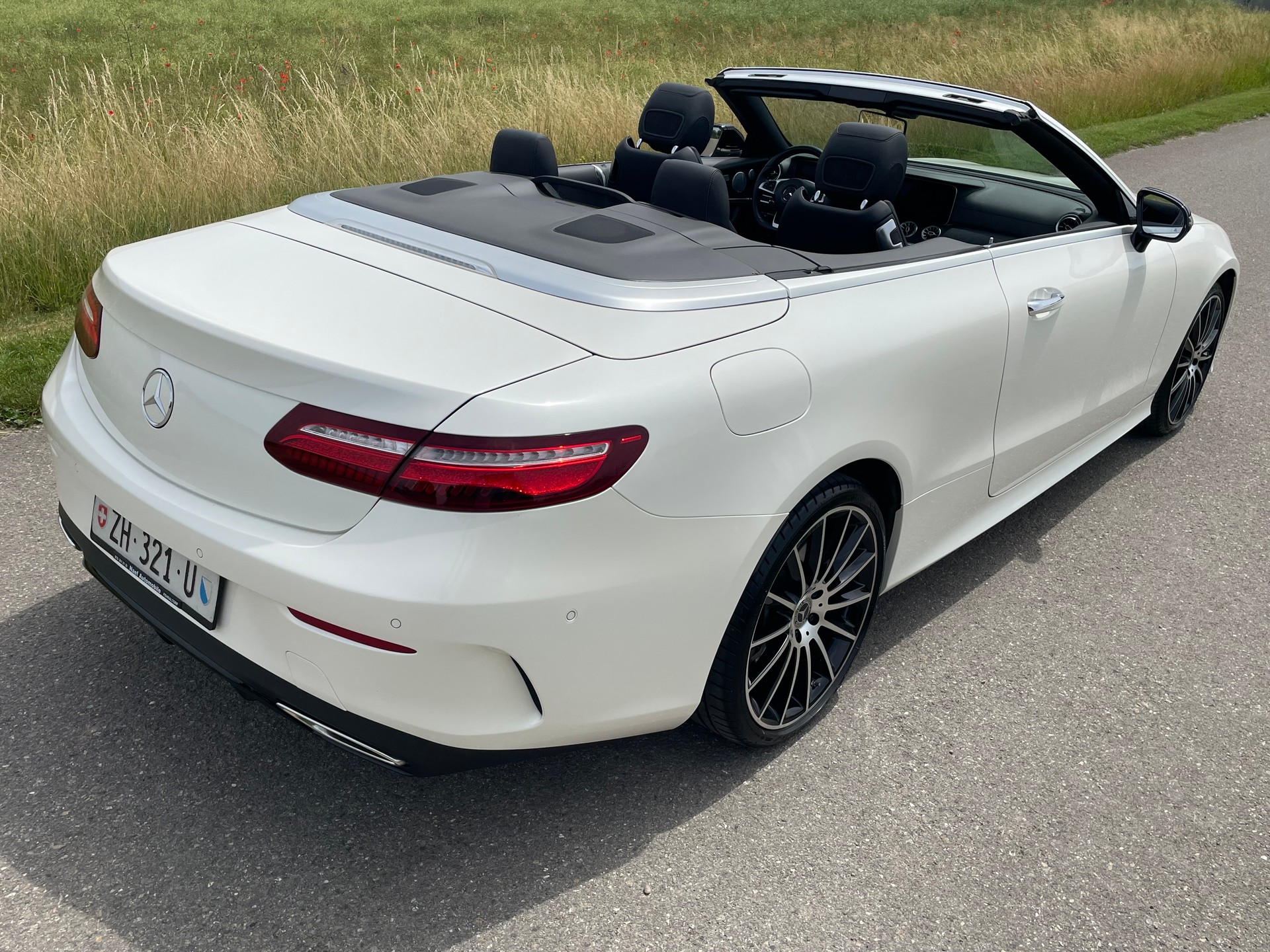 MERCEDES-BENZ E 400 Cabriolet AMG Line 4 Matic 9G-Tronic-image-7