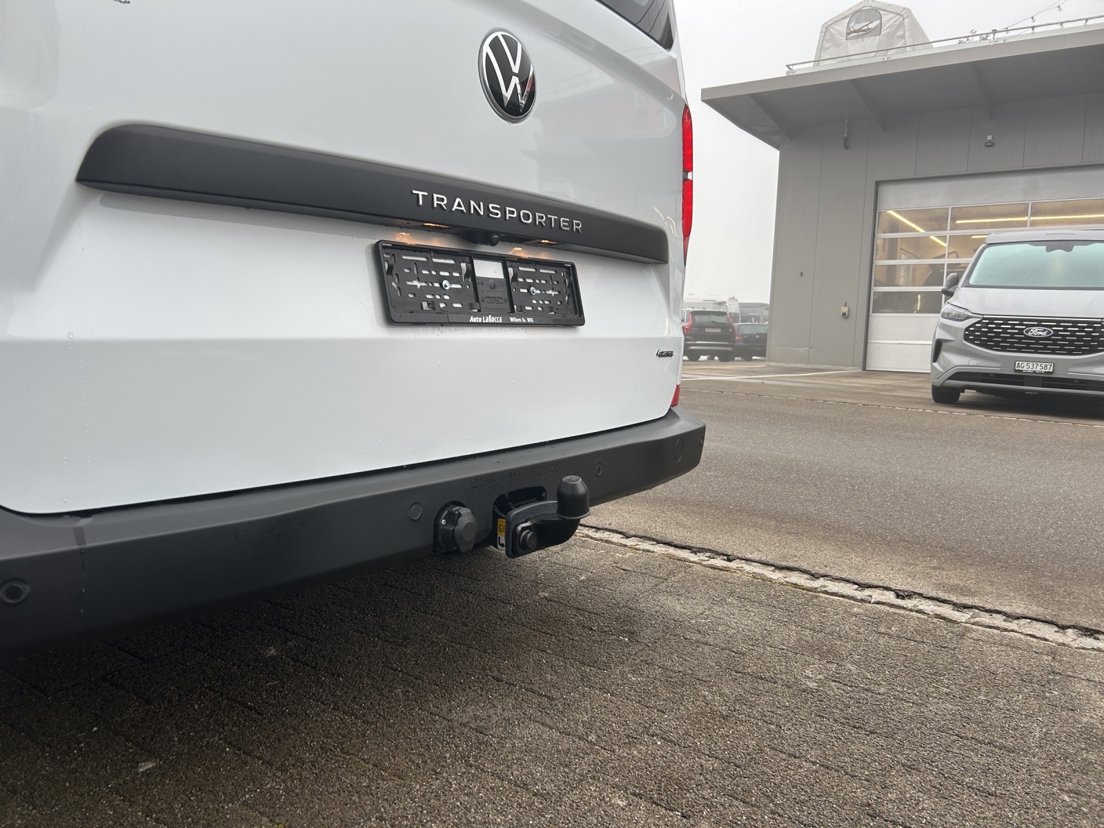 VW Transporter 2.0 TDI 4Motion Lang Automat-image-18
