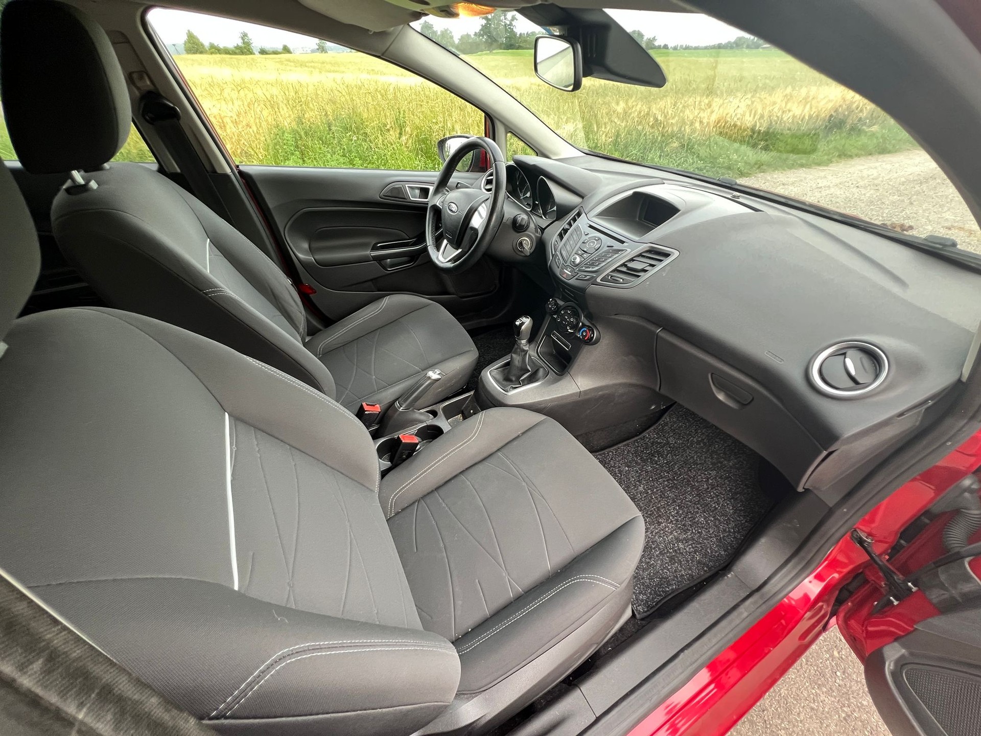 FORD Fiesta 1.0 SCTi Trend-image-12