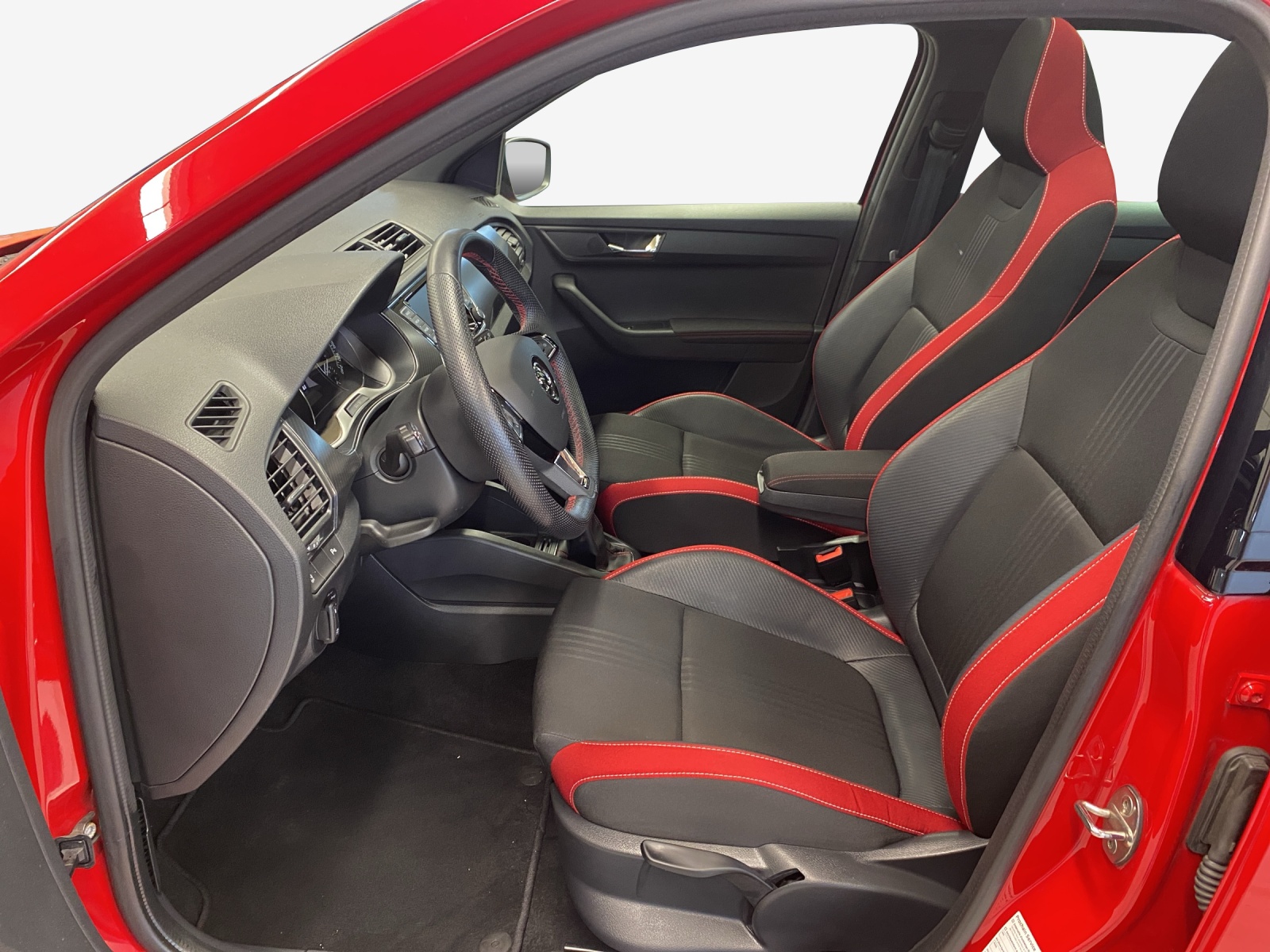 SKODA Fabia Combi 1.0 TSI Monte Carlo-image-7