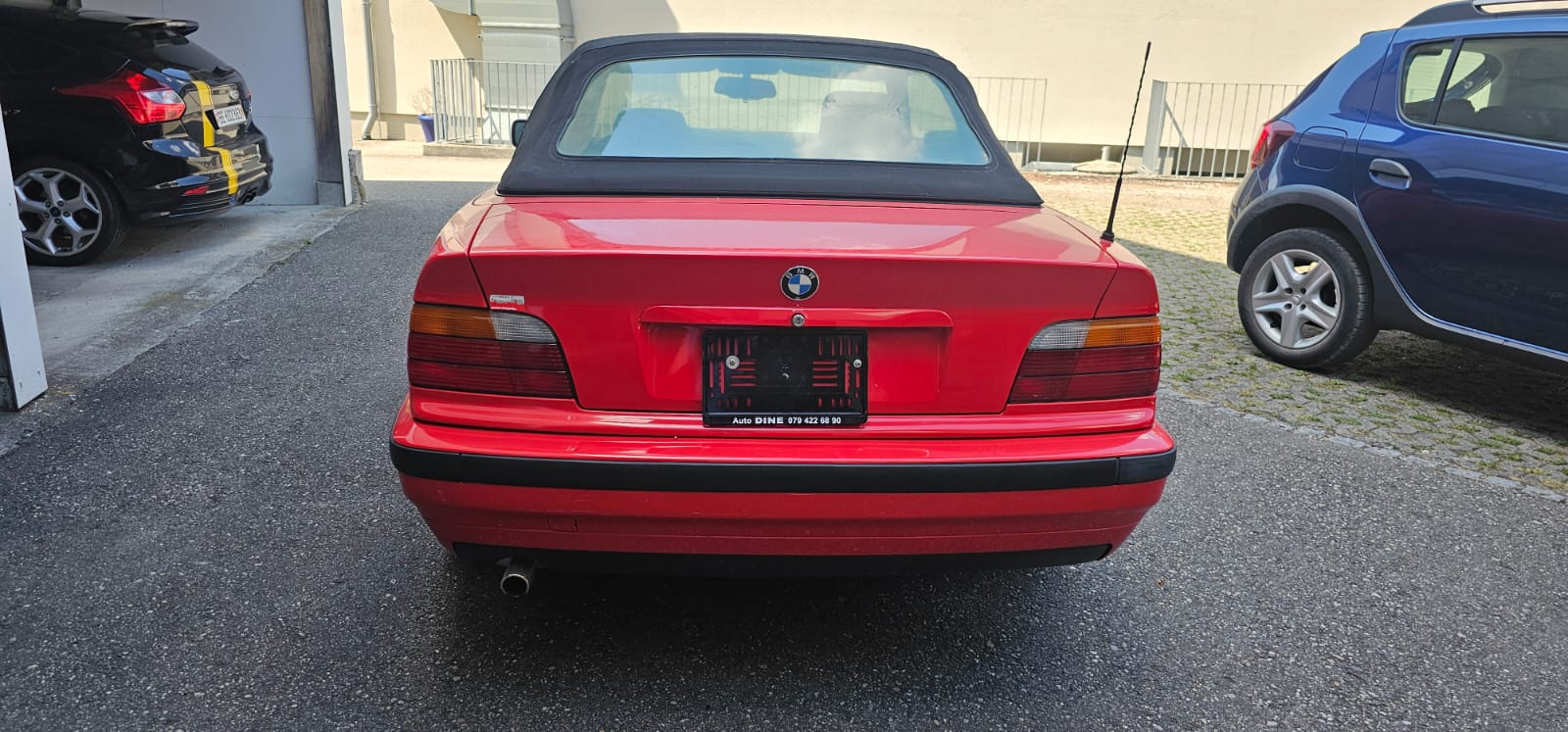 BMW 318i-image-3