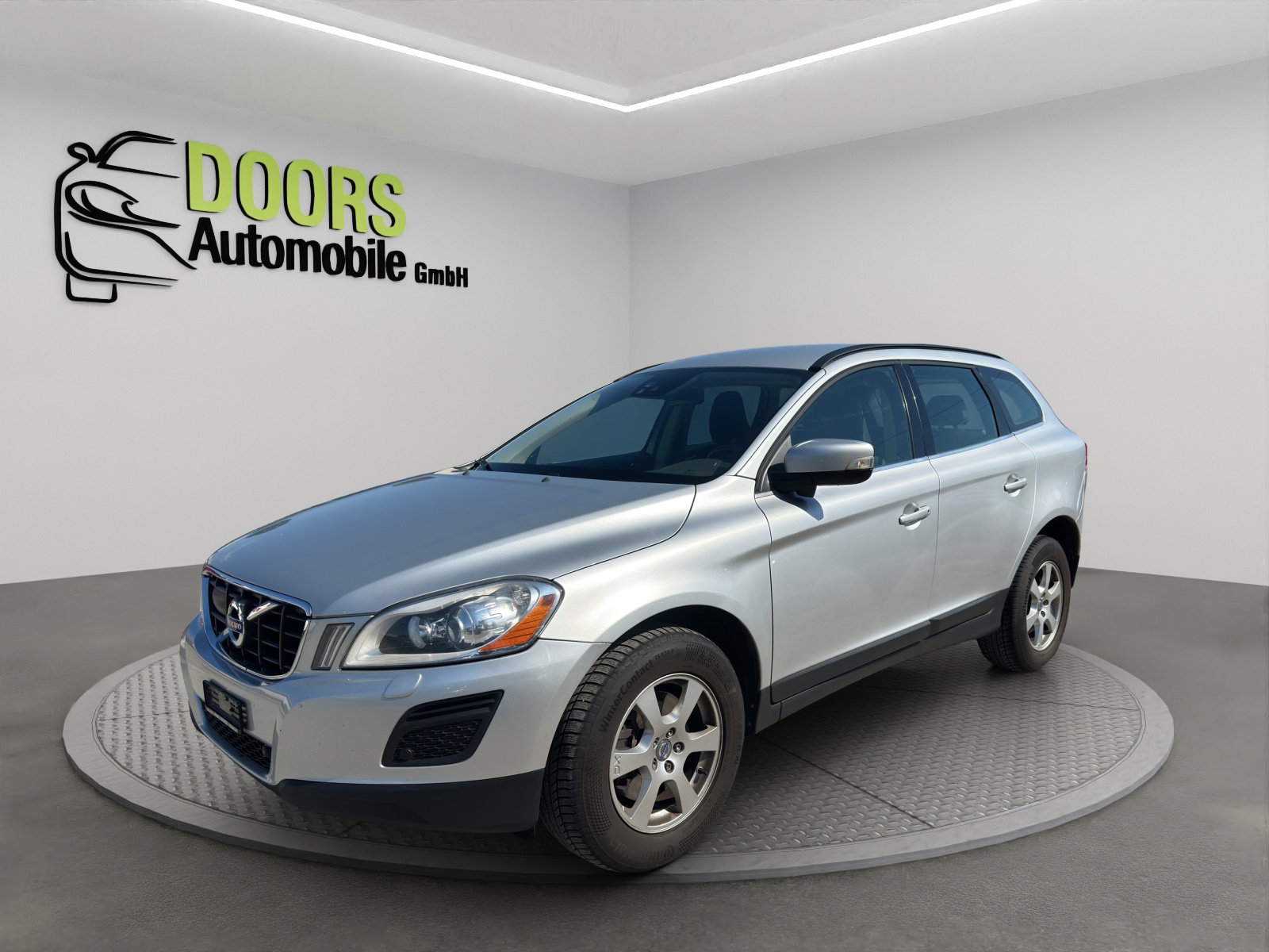 VOLVO XC60 D4 AWD Momentum Geartronic-showroom-element-2