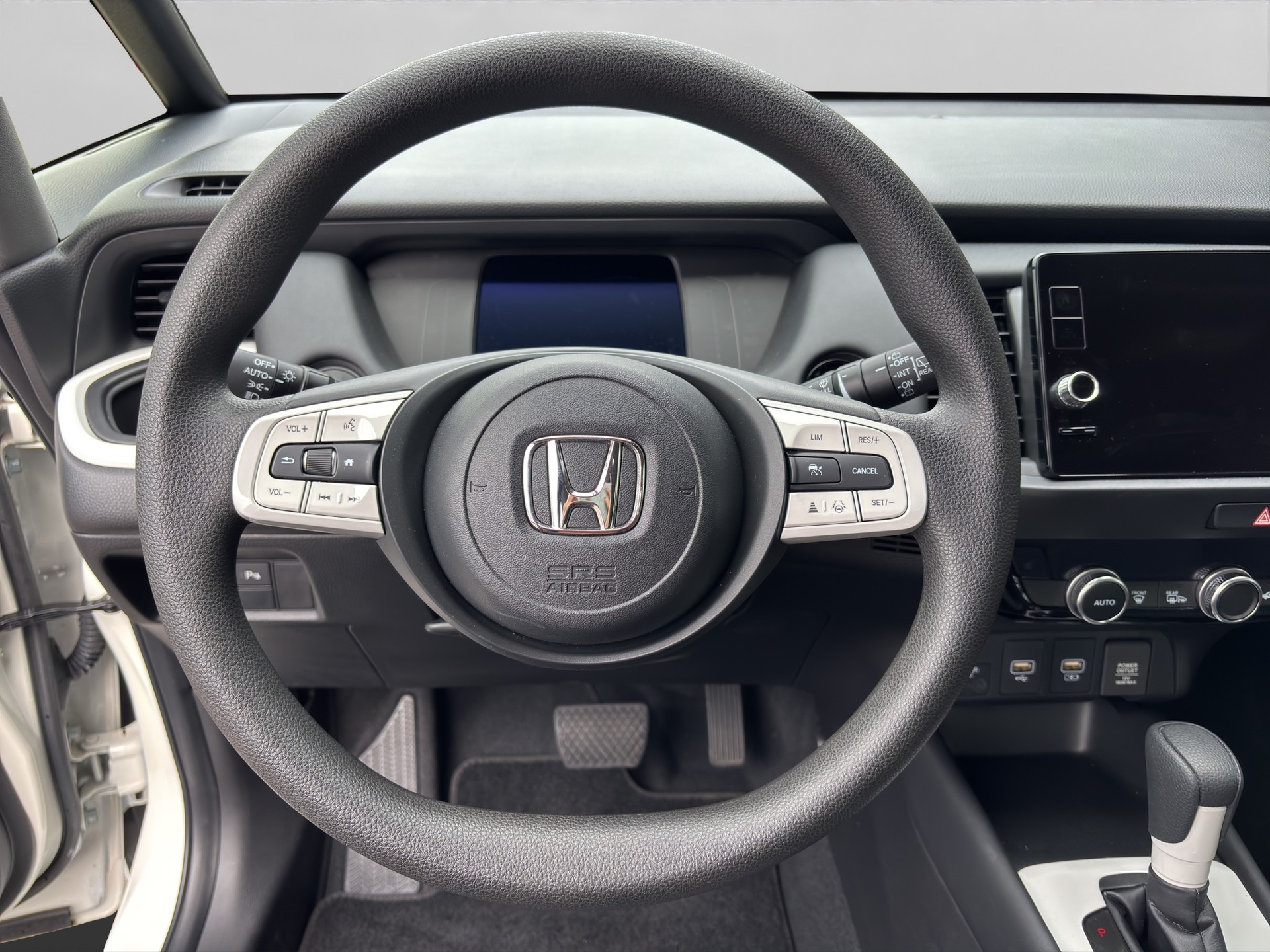 HONDA Jazz 1.5i-MMD Elegance E-CVT-image-8