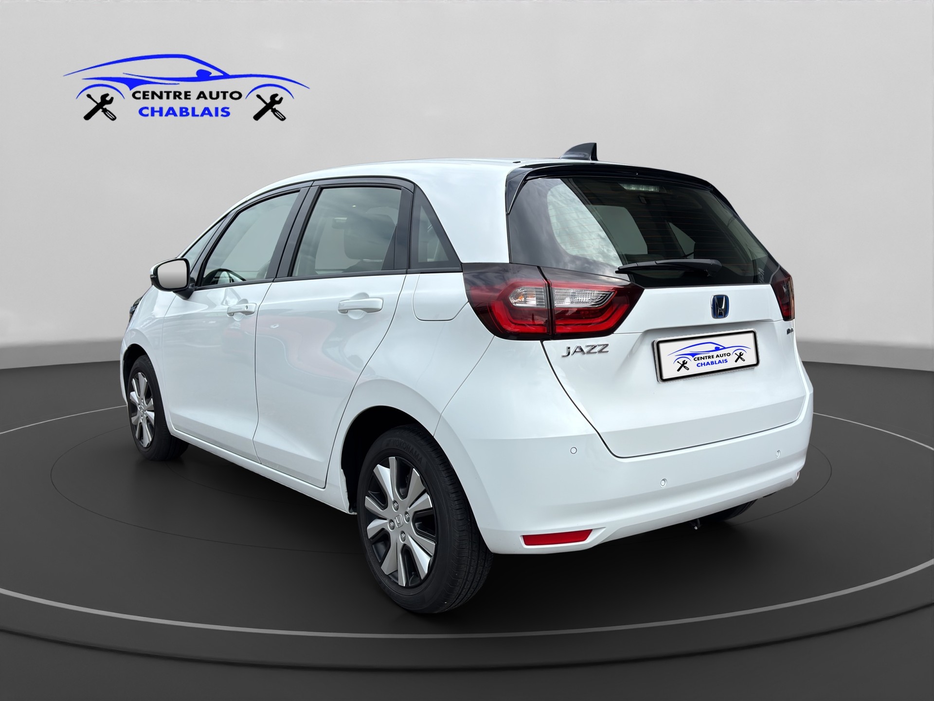 HONDA Jazz 1.5i-MMD Elegance E-CVT-image-5