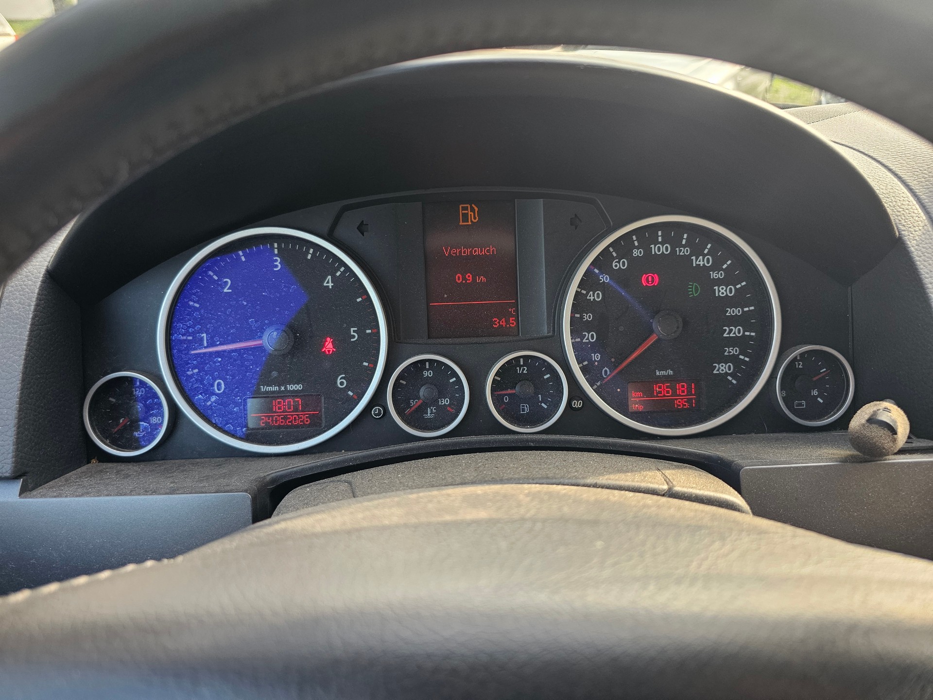 VW Touareg 2.5 TDI-image-10