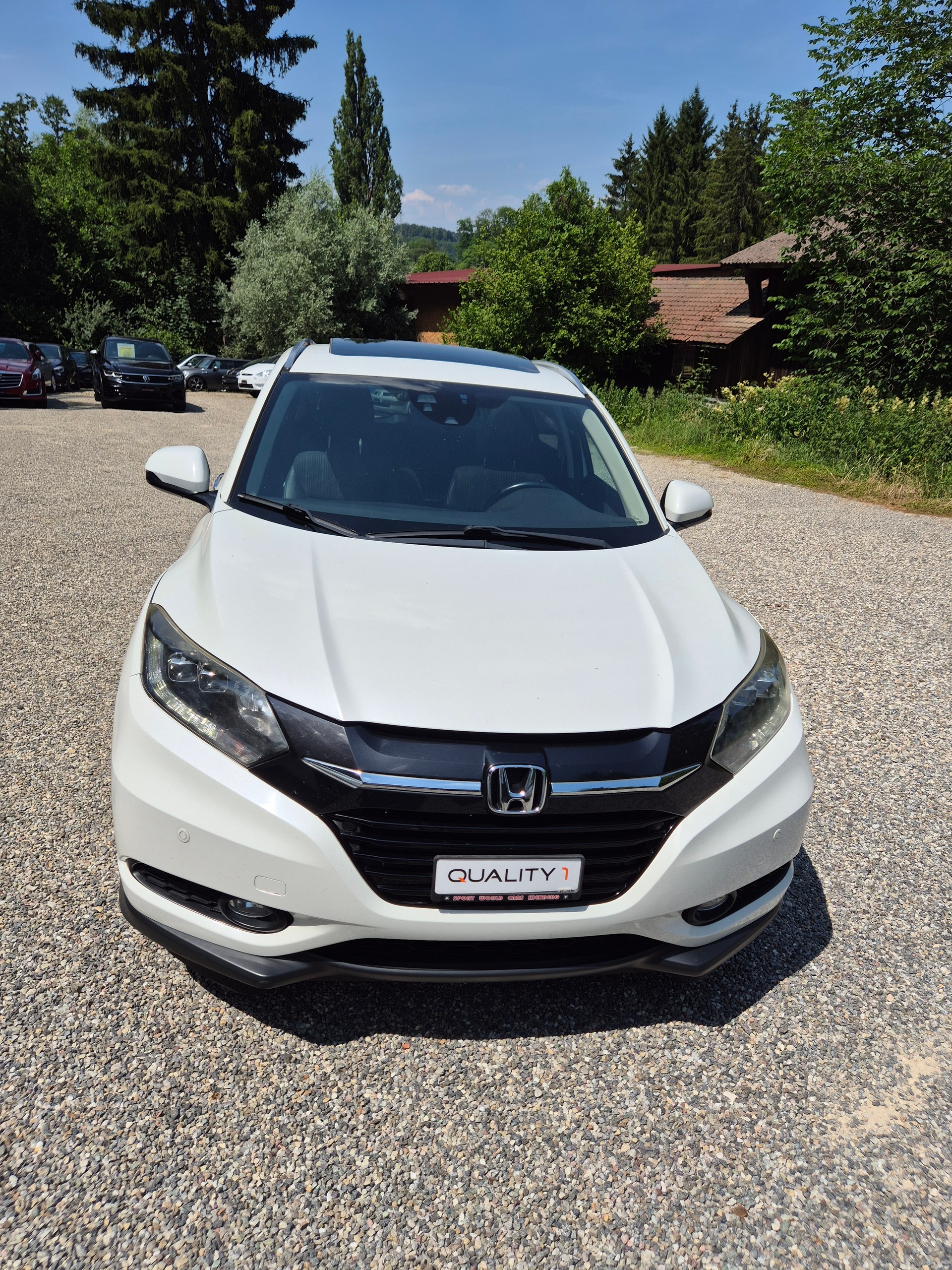 HONDA HR-V 1.6i-DTEC Executive-image-9