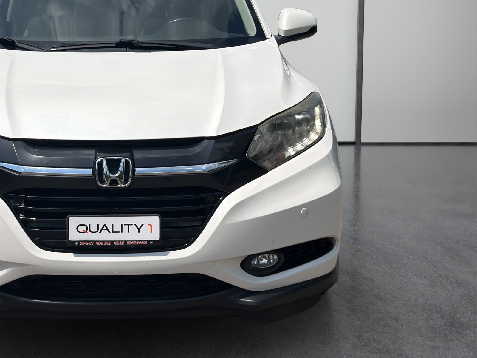 HONDA HR-V 1.6i-DTEC Executive-image-7