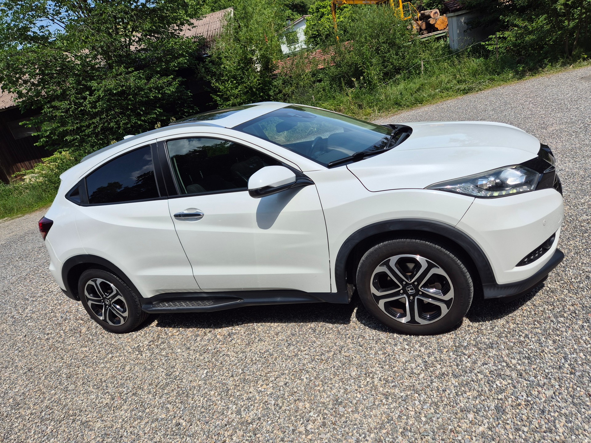 HONDA HR-V 1.6i-DTEC Executive-image-20