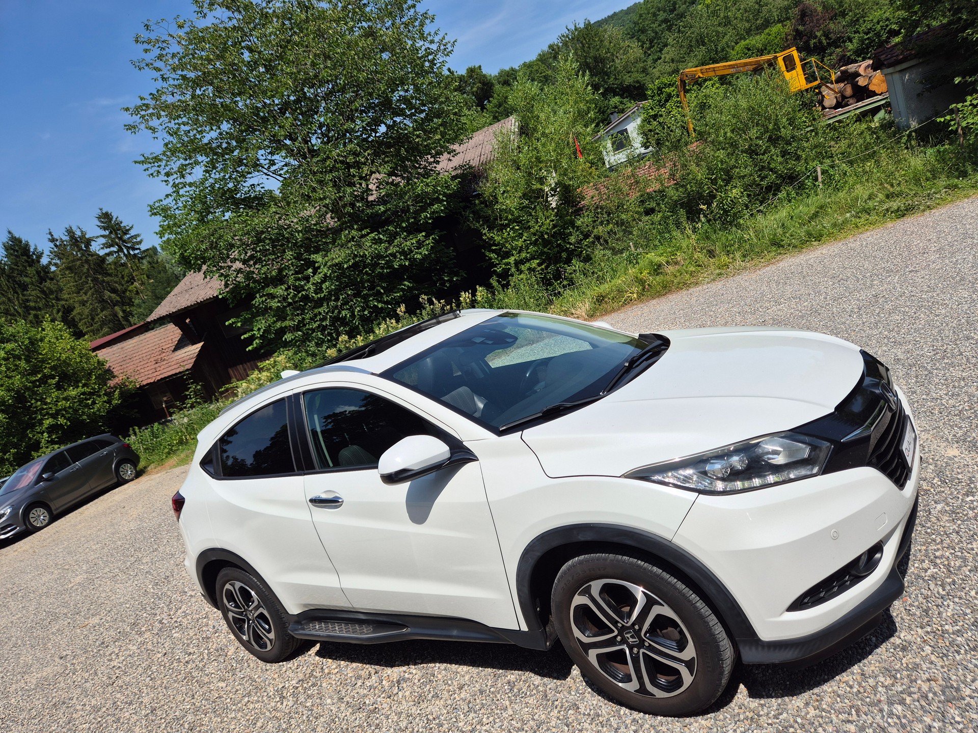 HONDA HR-V 1.6i-DTEC Executive-image-1