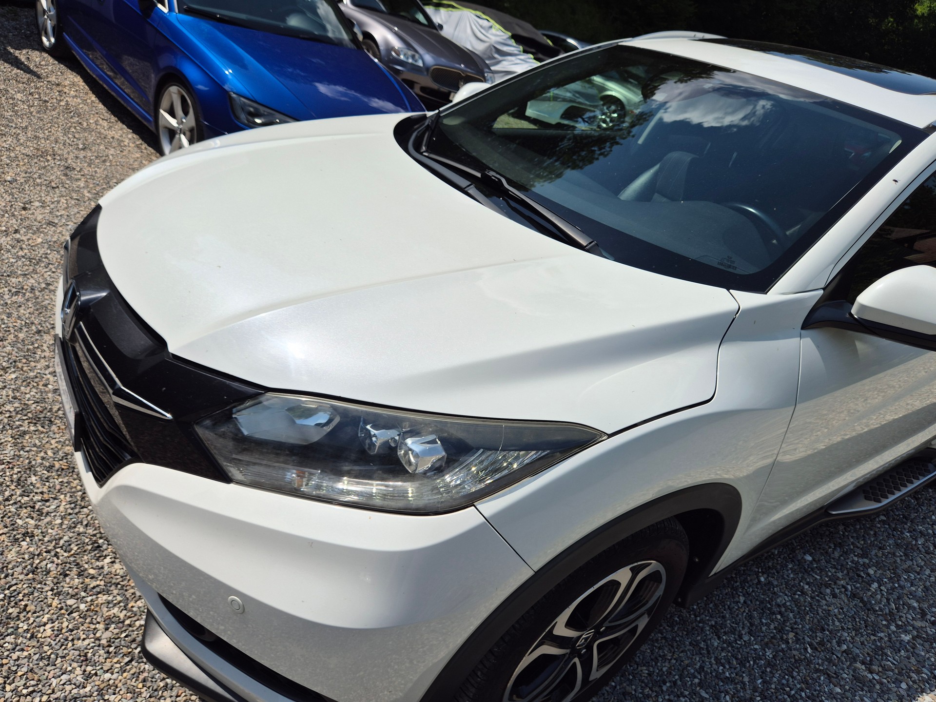 HONDA HR-V 1.6i-DTEC Executive-image-5