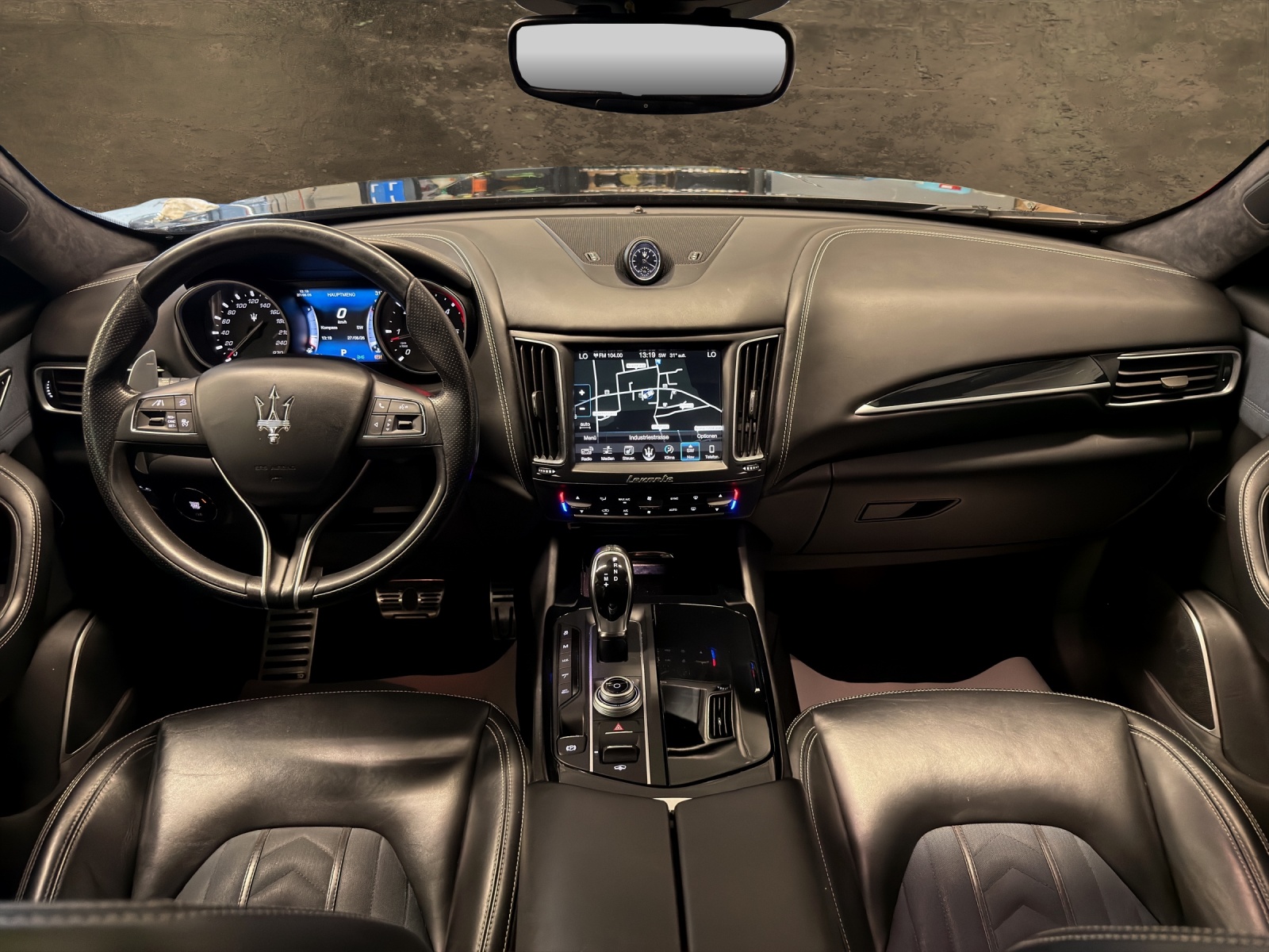 MASERATI Levante D 3.0 V6 GranSport Automatica-image-3