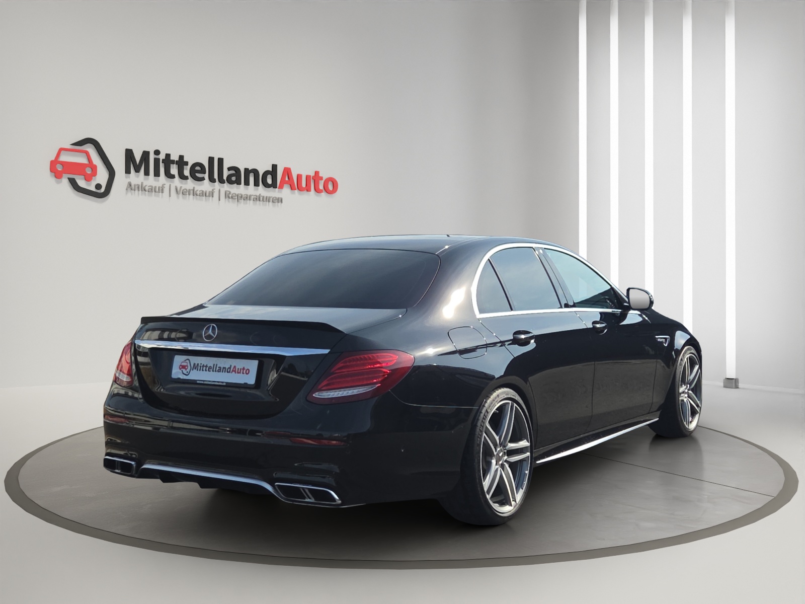MERCEDES-BENZ E 63 AMG S 4Matic Speedshift MCT-image-12