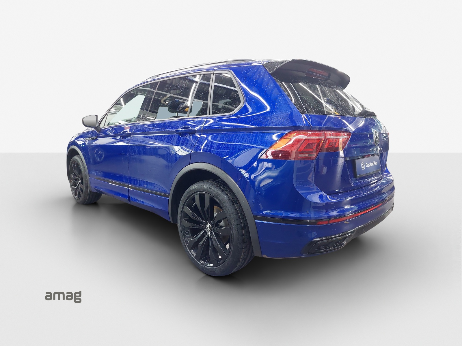 VW Tiguan 2.0 TDI SCR R-Line 4Motion DSG-image-2