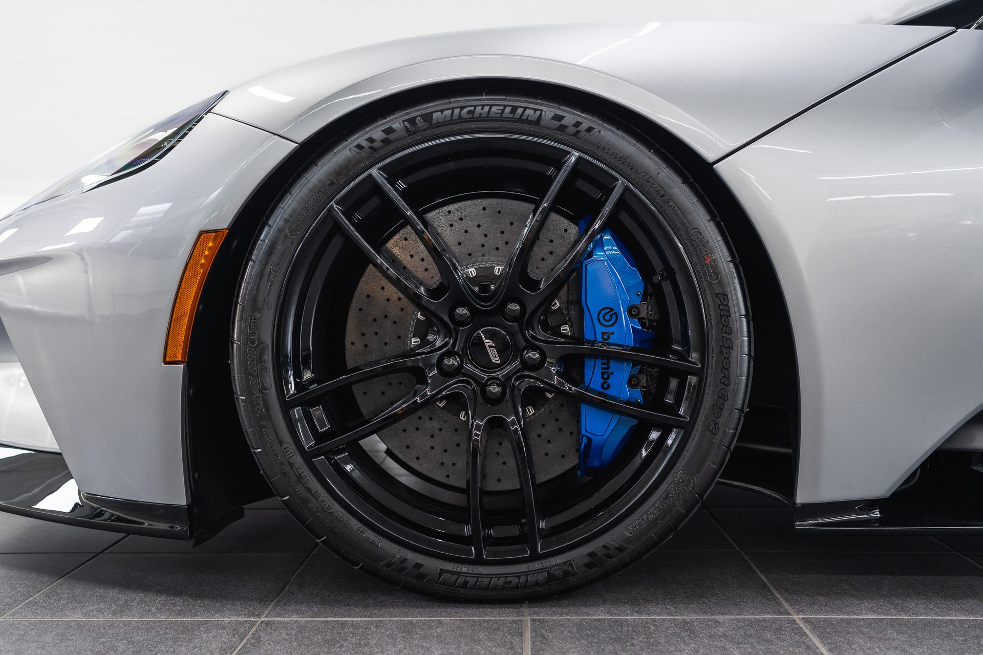 FORD GT / Swiss Car / 1 Owner / Like new-image-11