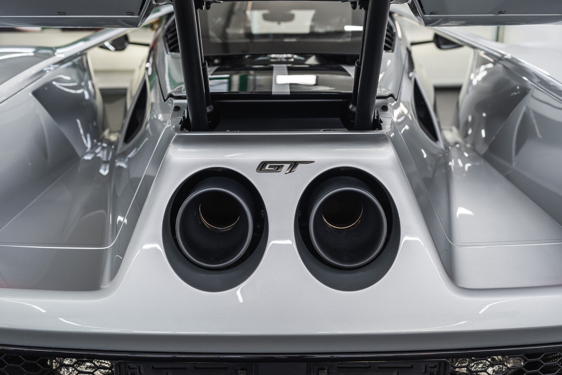 FORD GT / Swiss Car / 1 Owner / Like new-image-13