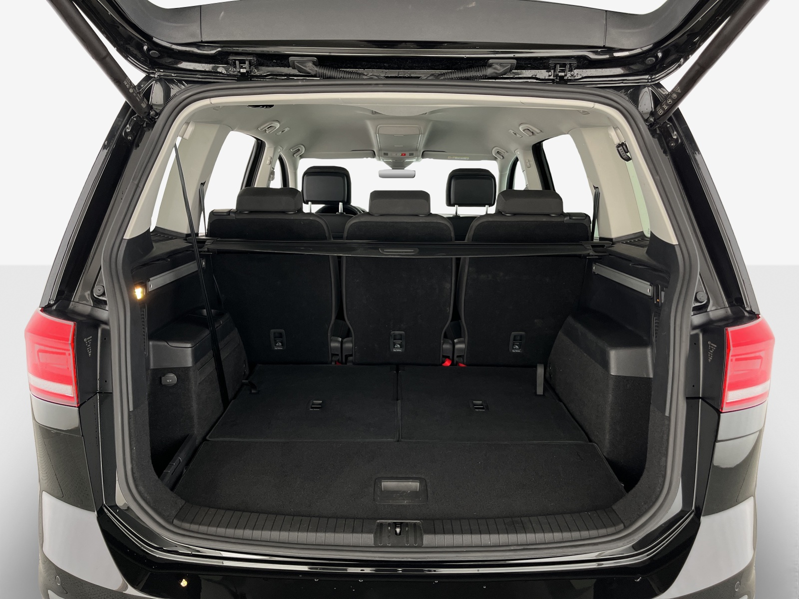 VW Touran 1.5 TSI EVO Highline DSG-image-12