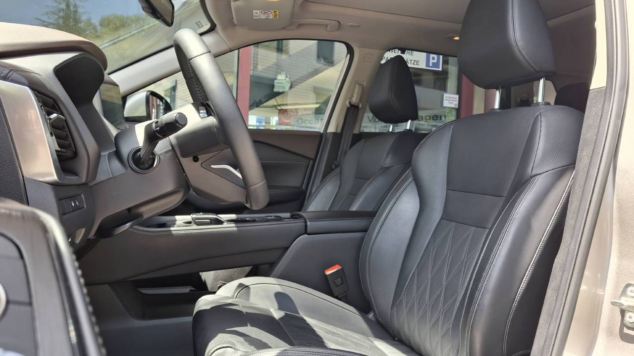 NISSAN X-Trail 1.5 VC-T Tekna+ e-4orce-image-7