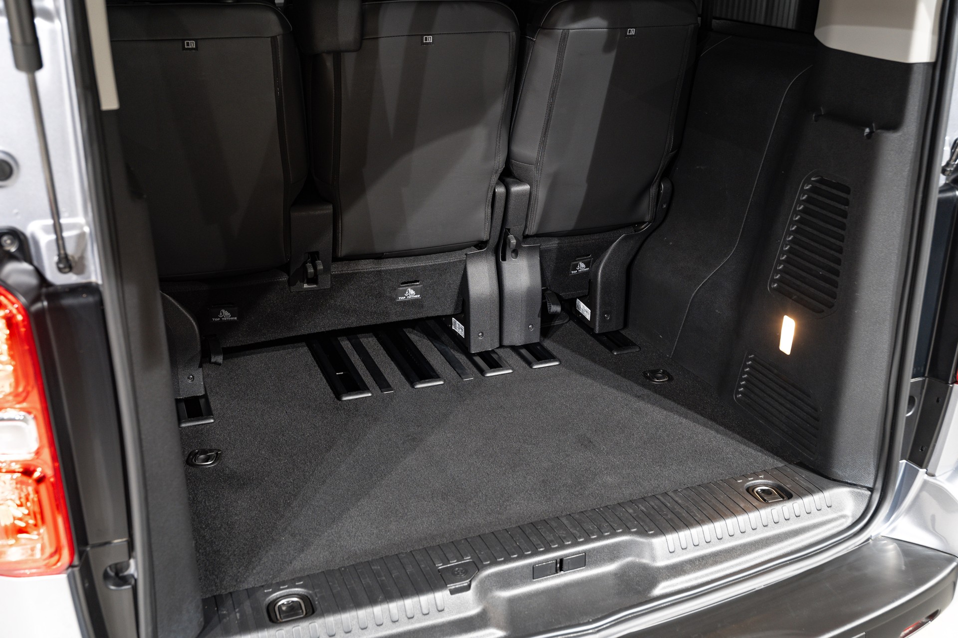 TOYOTA Proace Verso 2.0 D-4D Lounge Long Aut.-image-22