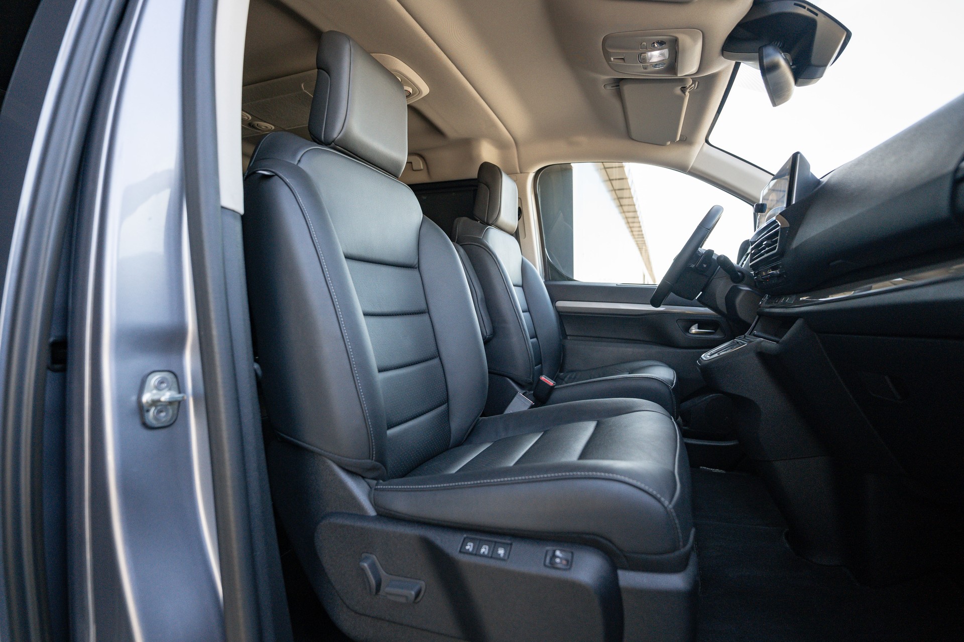 TOYOTA Proace Verso 2.0 D-4D Lounge Long Aut.-image-10