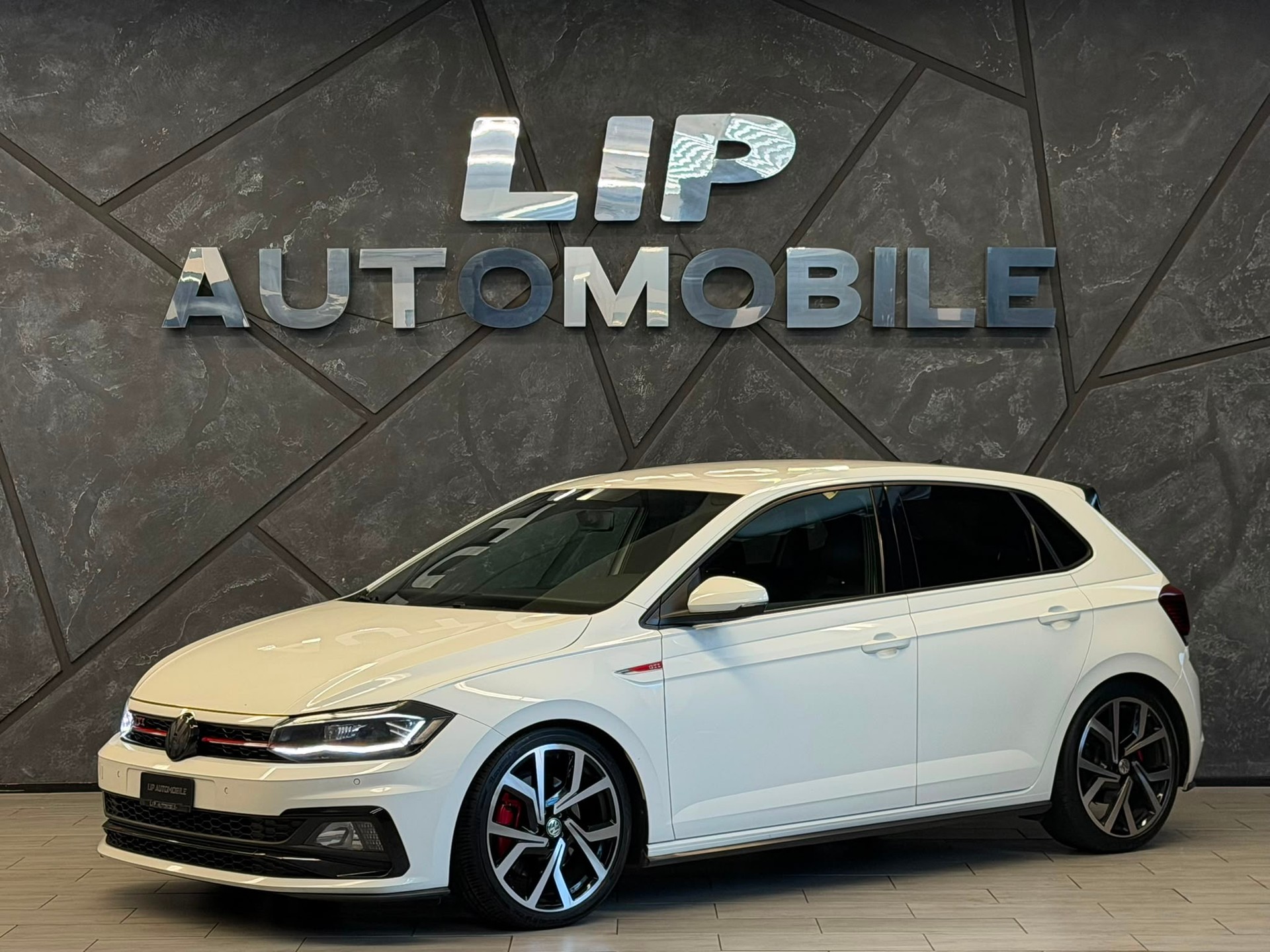 VW Polo 2.0 TSI GTI DSG-image-0