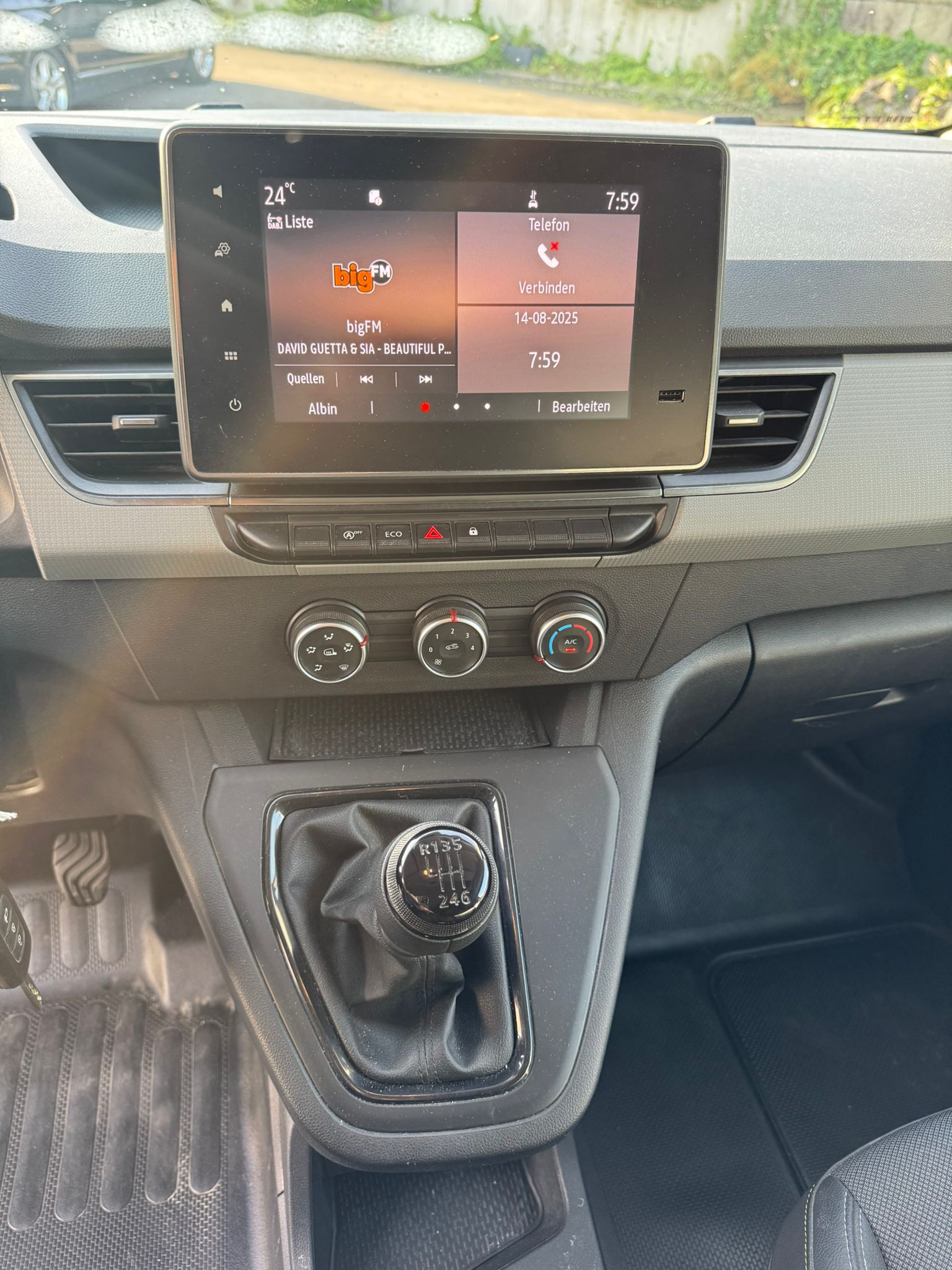 RENAULT Kangoo Van 1.3TCe OPEN SESAME 100 PF Extra-image-13