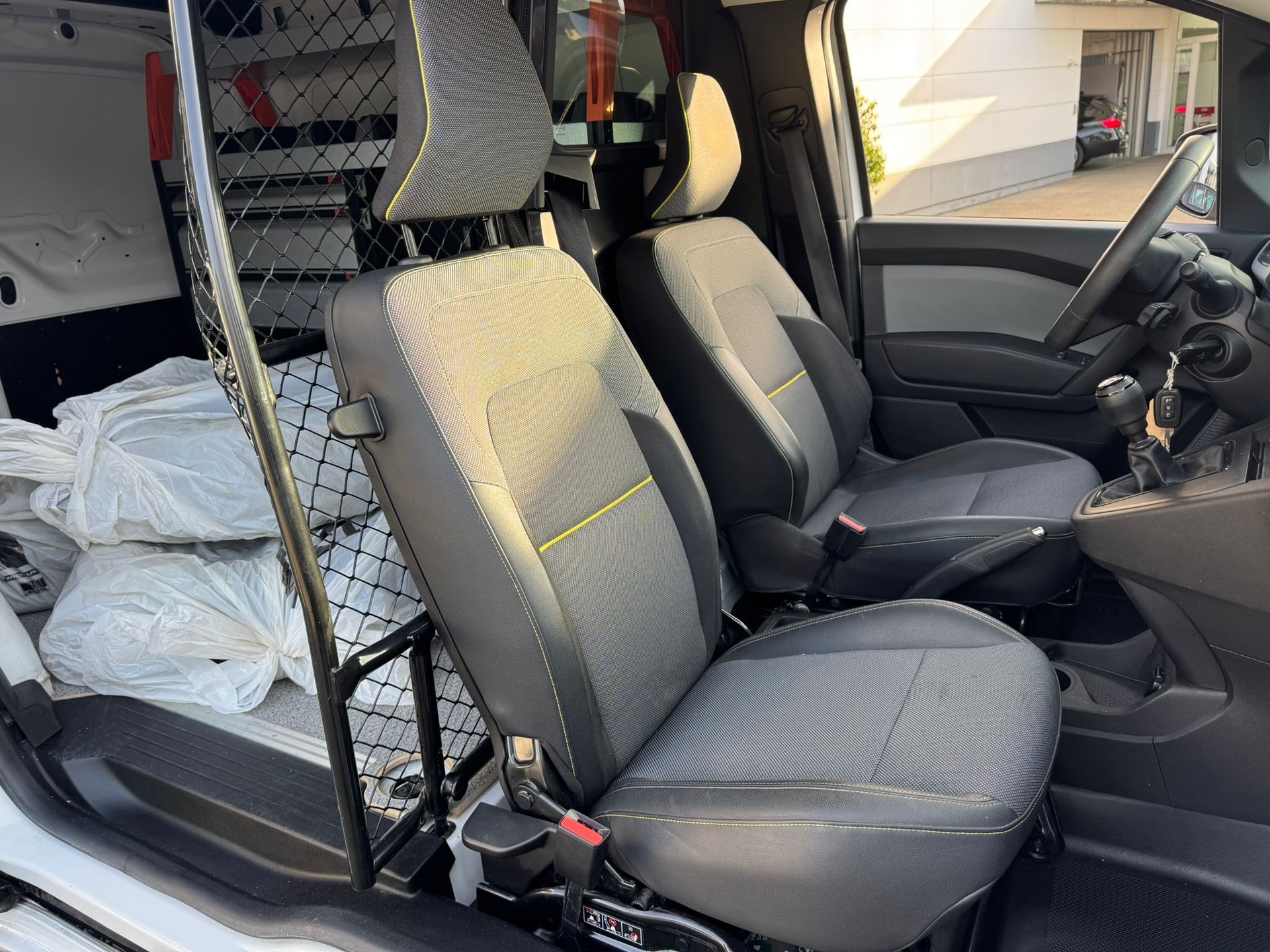 RENAULT Kangoo Van 1.3TCe OPEN SESAME 100 PF Extra-image-15
