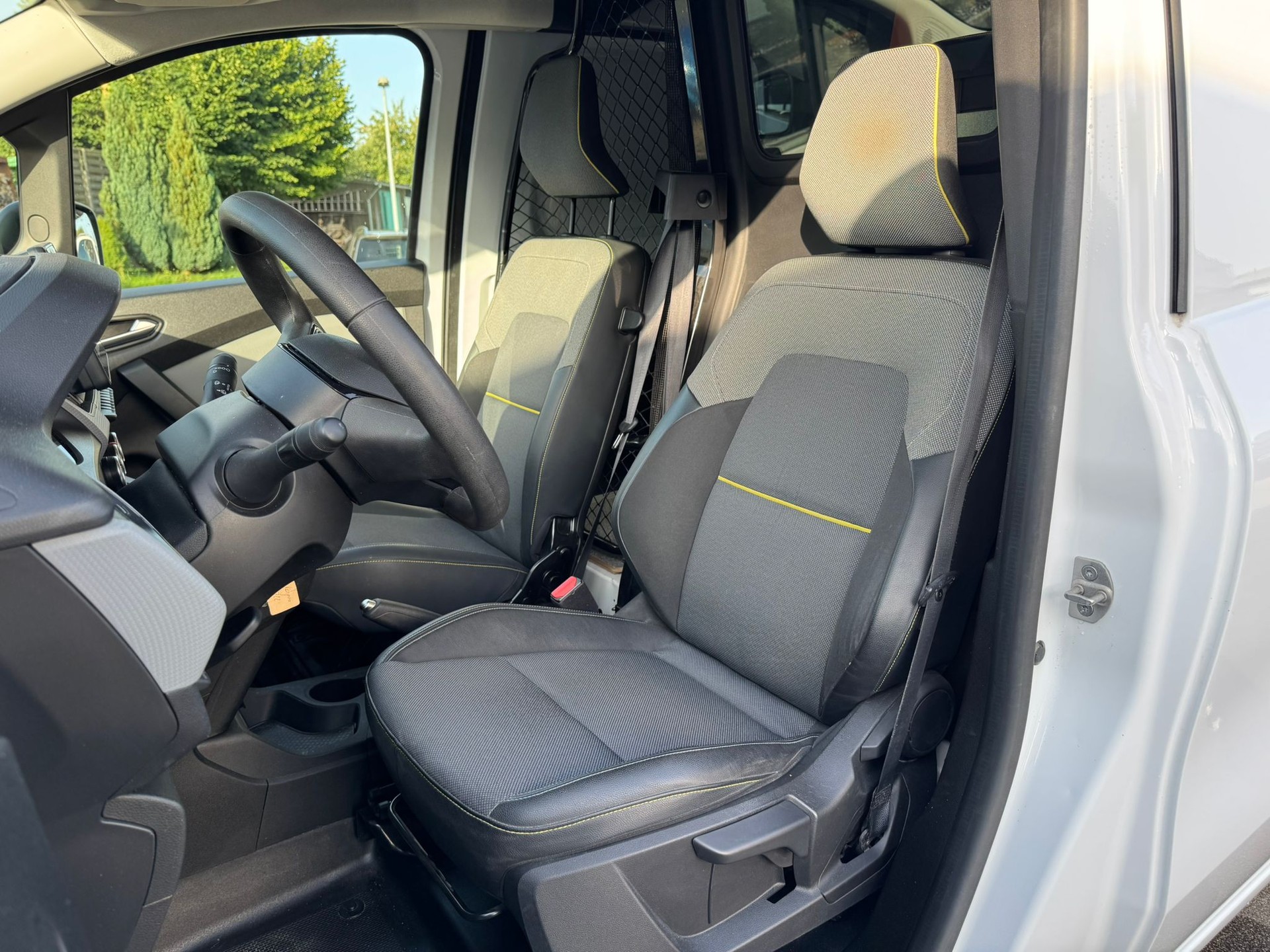 RENAULT Kangoo Van 1.3TCe OPEN SESAME 100 PF Extra-image-14