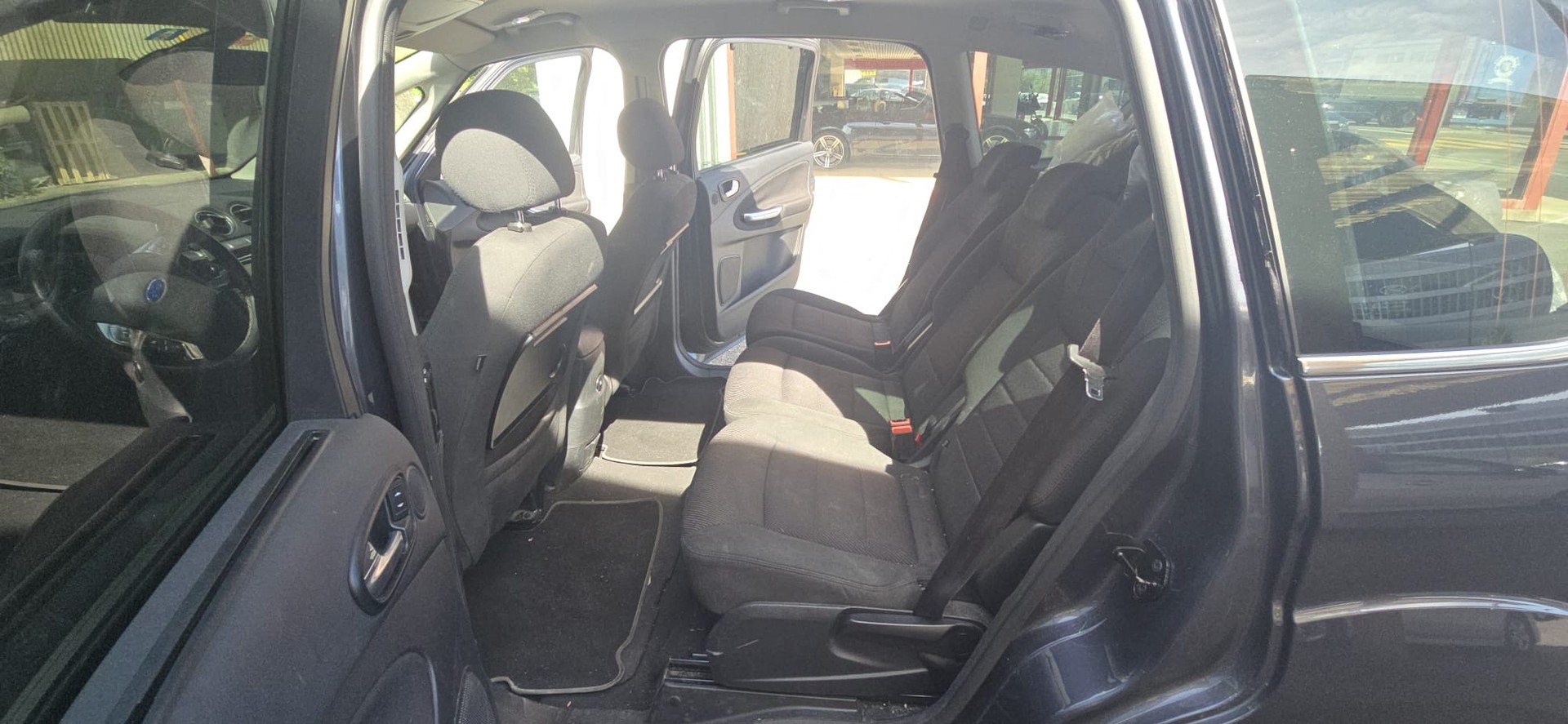 FORD S-Max 2.0 SCTi TitaniumS PowerShift-image-14