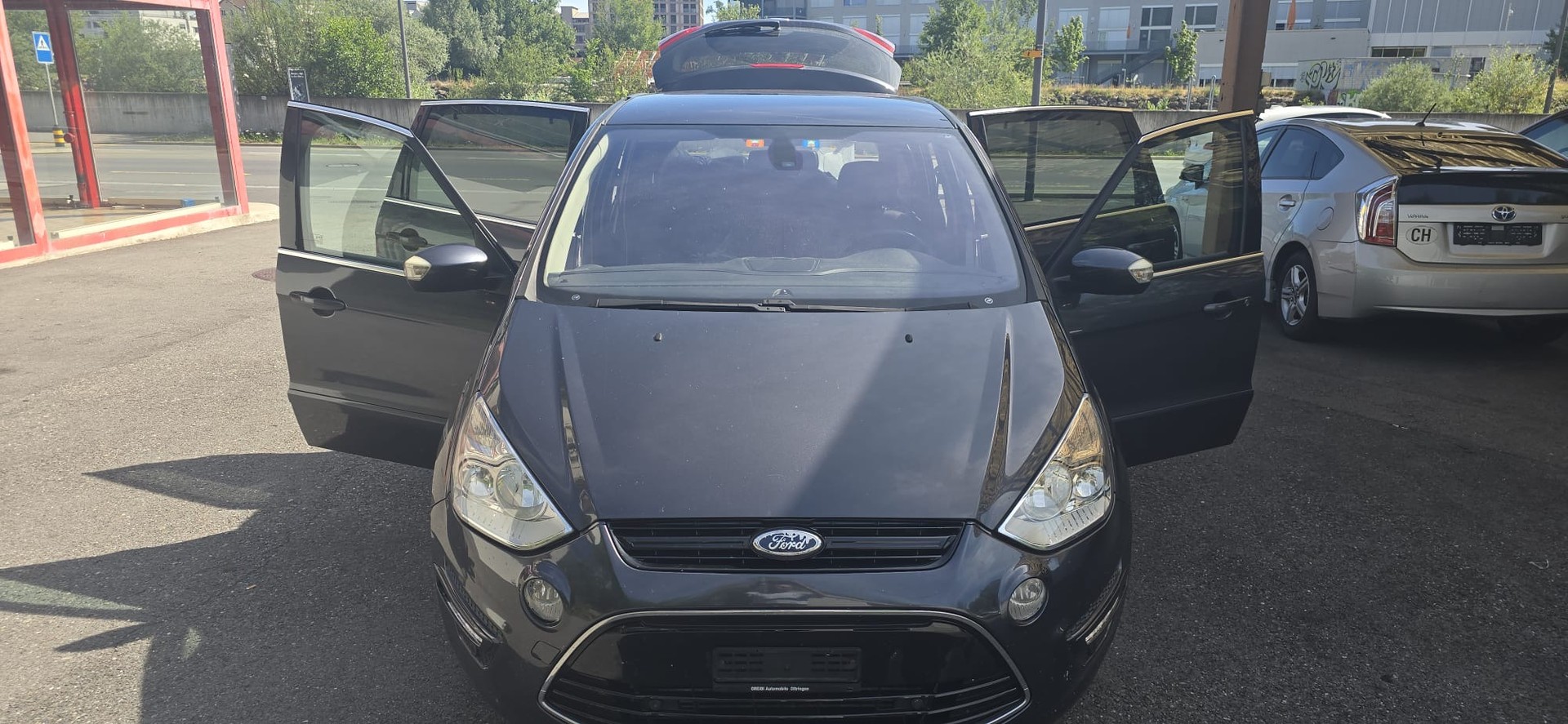 FORD S-Max 2.0 SCTi TitaniumS PowerShift-image-3