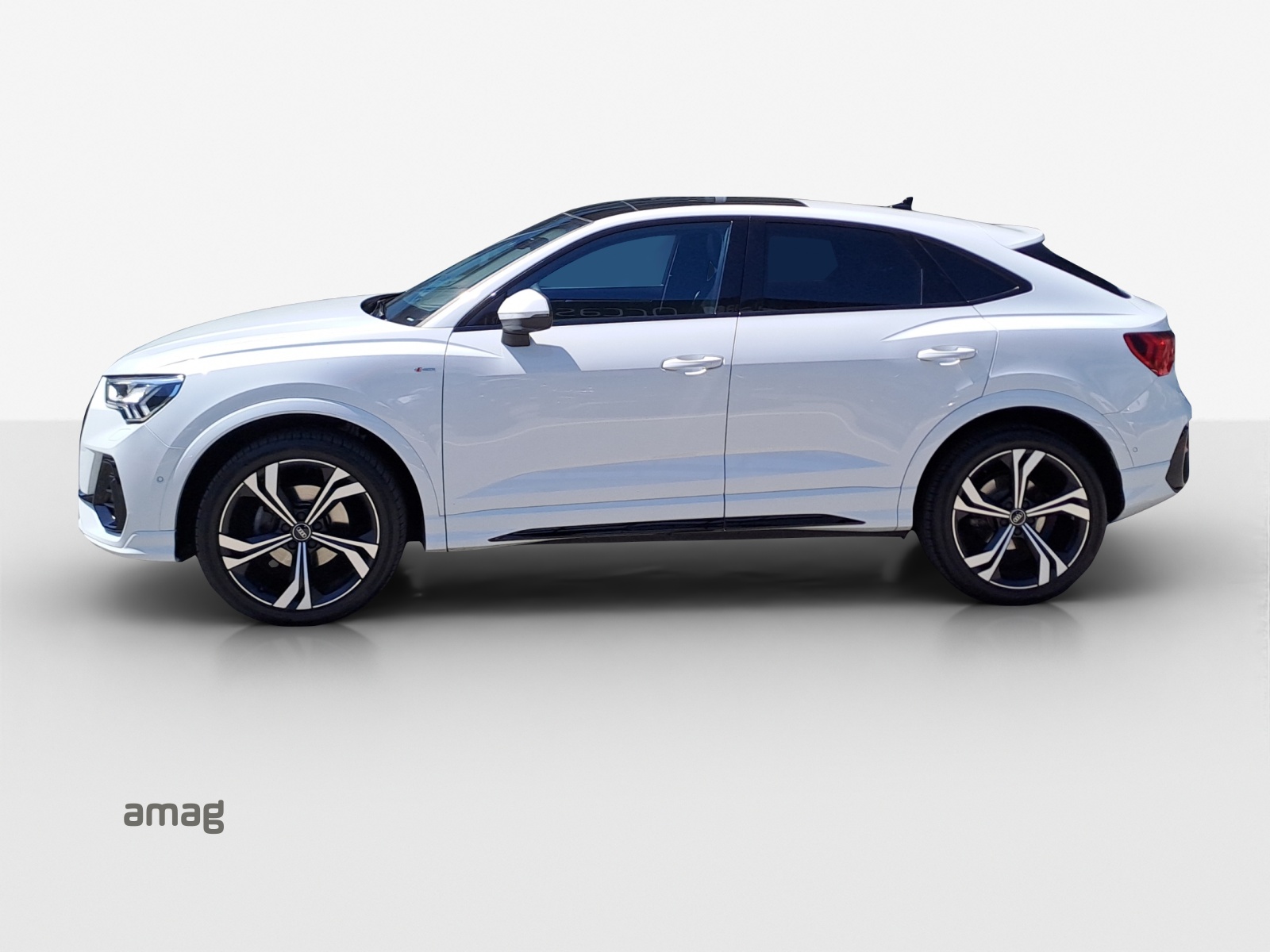 AUDI Q3 Sportback 35 TFSI S line Attraction S-tronic-image-1