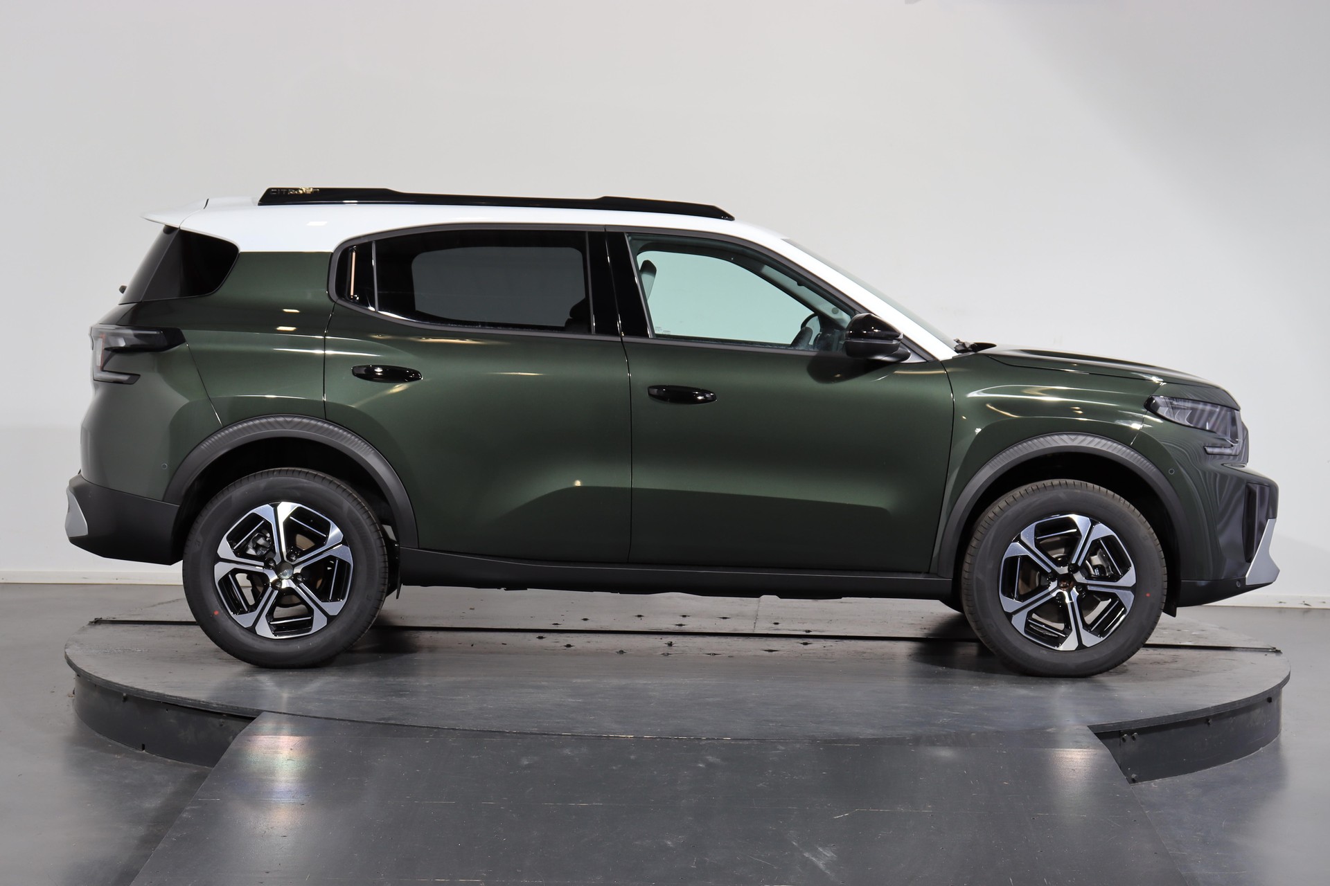 CITROEN C3 Aircross 1.2 Hybrid Max-showroom-element-1