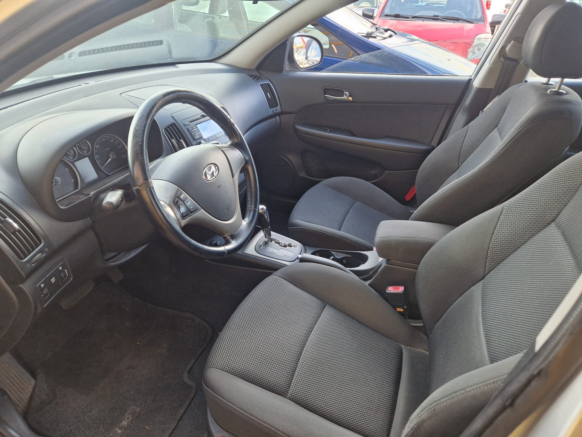 HYUNDAI i30 Wagon 1.6 CRDi Style Automatic-image-7