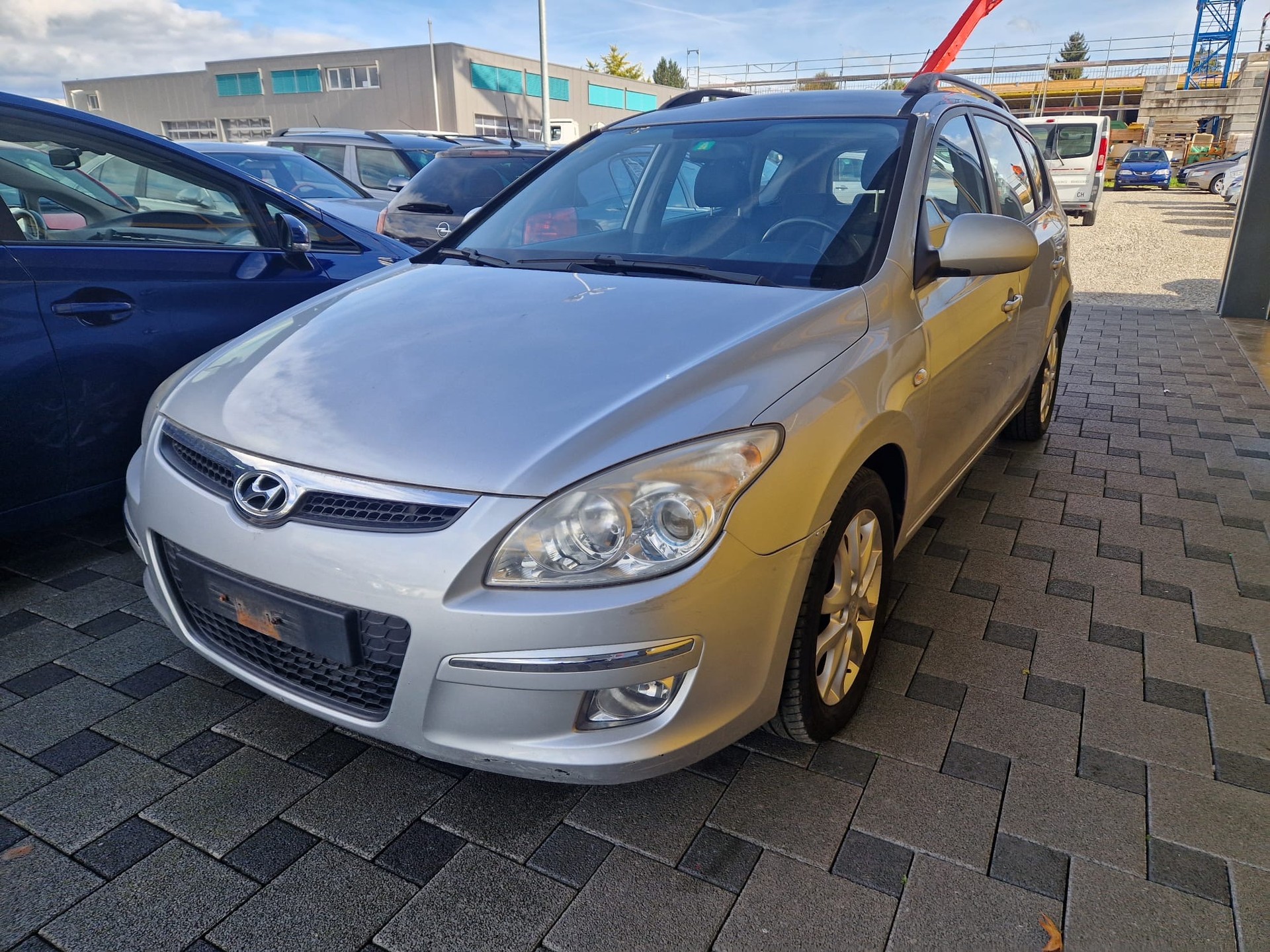 HYUNDAI i30 Wagon 1.6 CRDi Style Automatic-image-0