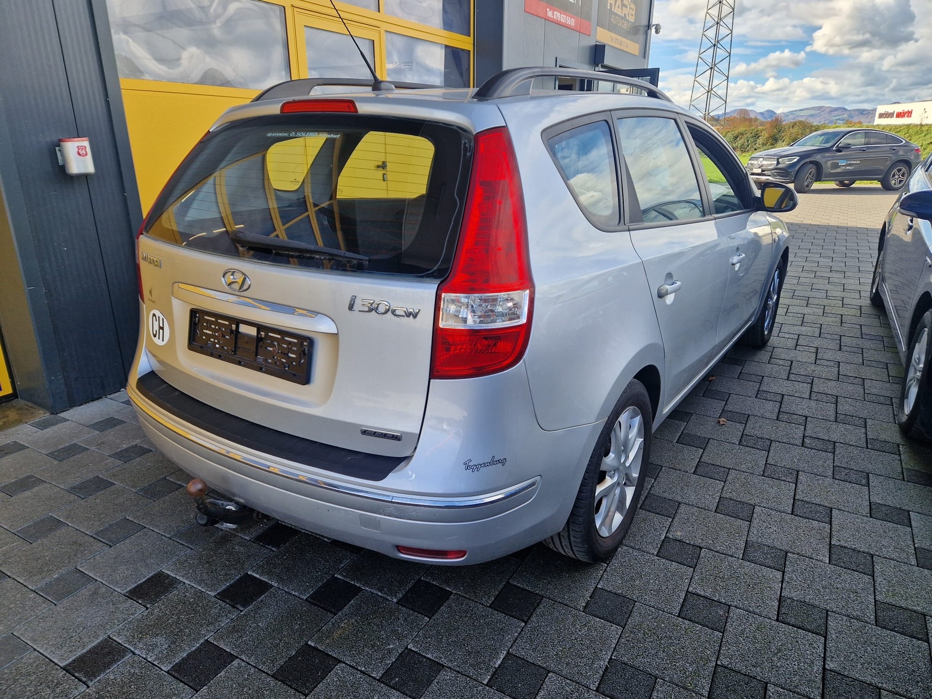 HYUNDAI i30 Wagon 1.6 CRDi Style Automatic-image-3