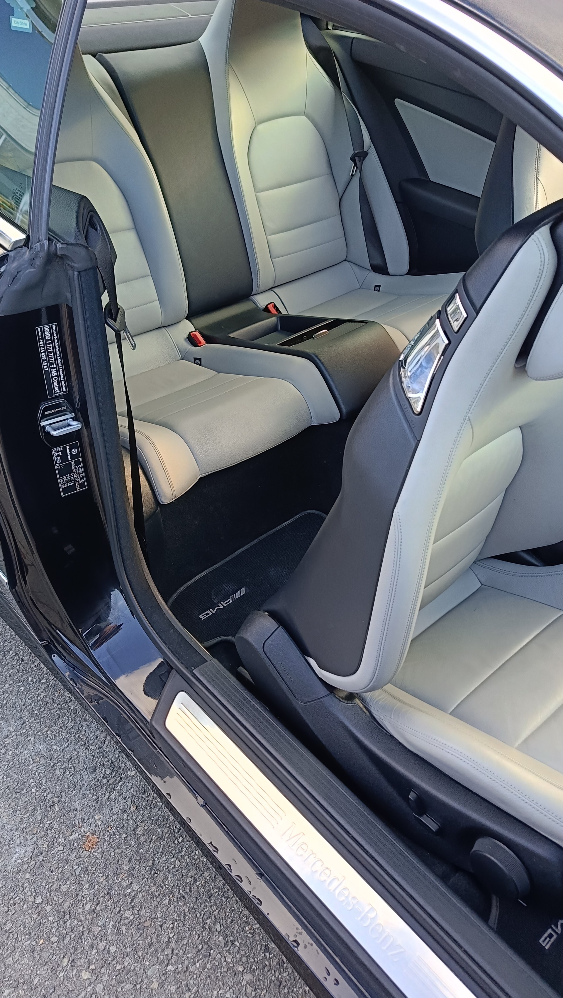 MERCEDES-BENZ E 220 CDI BlueEF Avantgarde-image-5