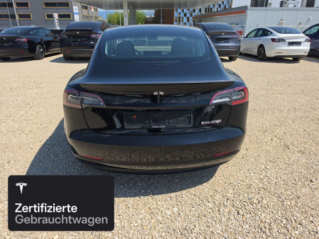 TESLA Model 3 Performance-image-5