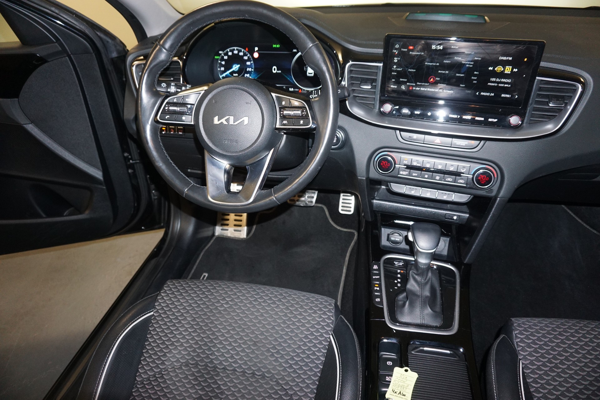 KIA Ceed Sportswagon 1.6 GDi Plug-in Hybrid Style DCT-image-10