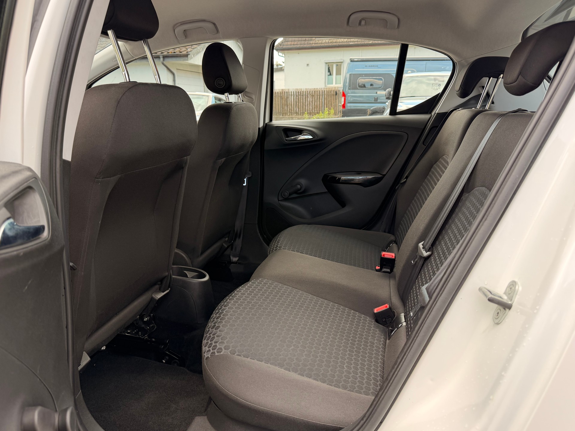 OPEL Corsa 1.4 TP Enjoy-image-12