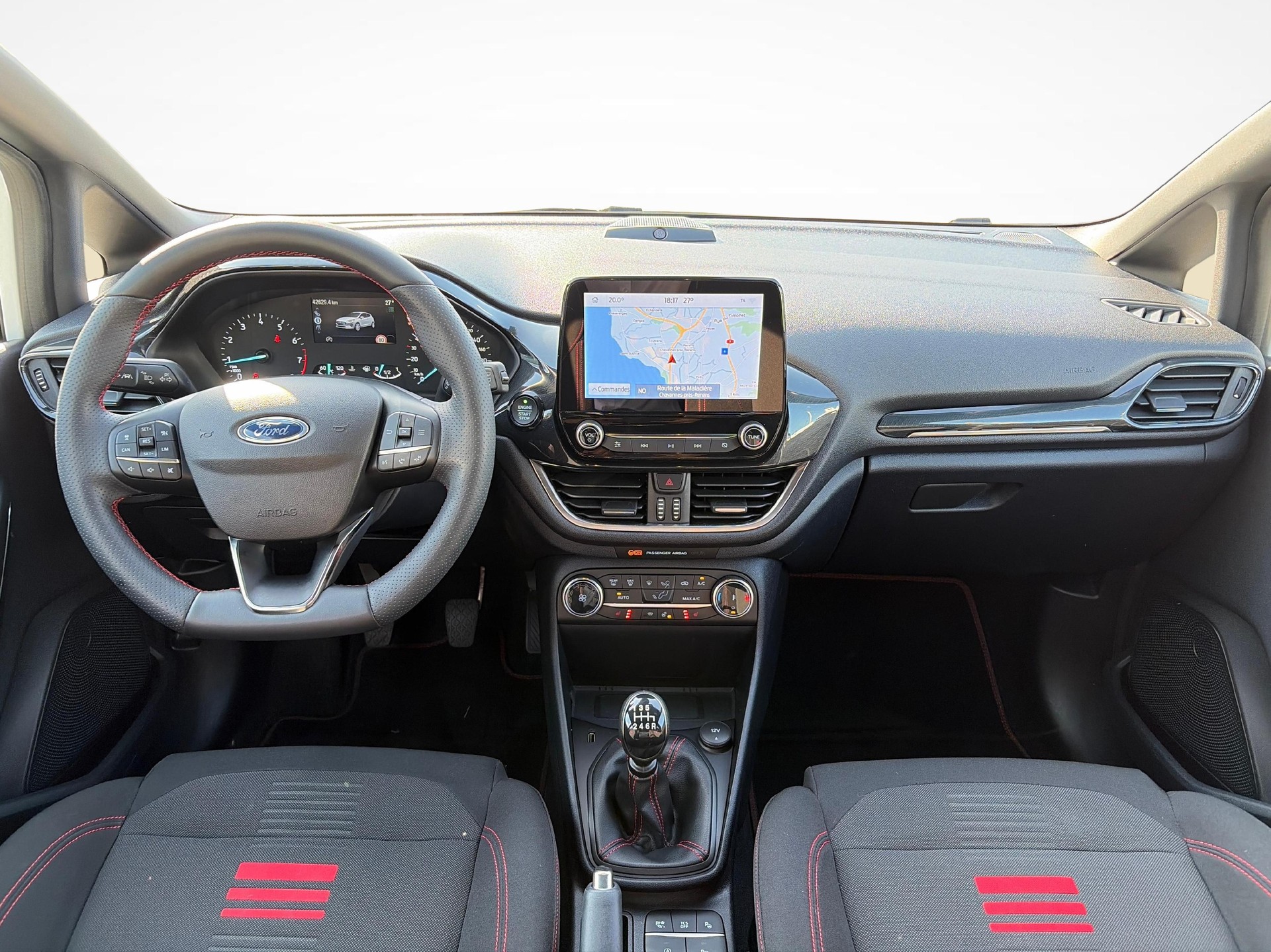 FORD Fiesta 1.0 EcoB Hybrid ST-Line X-image-13