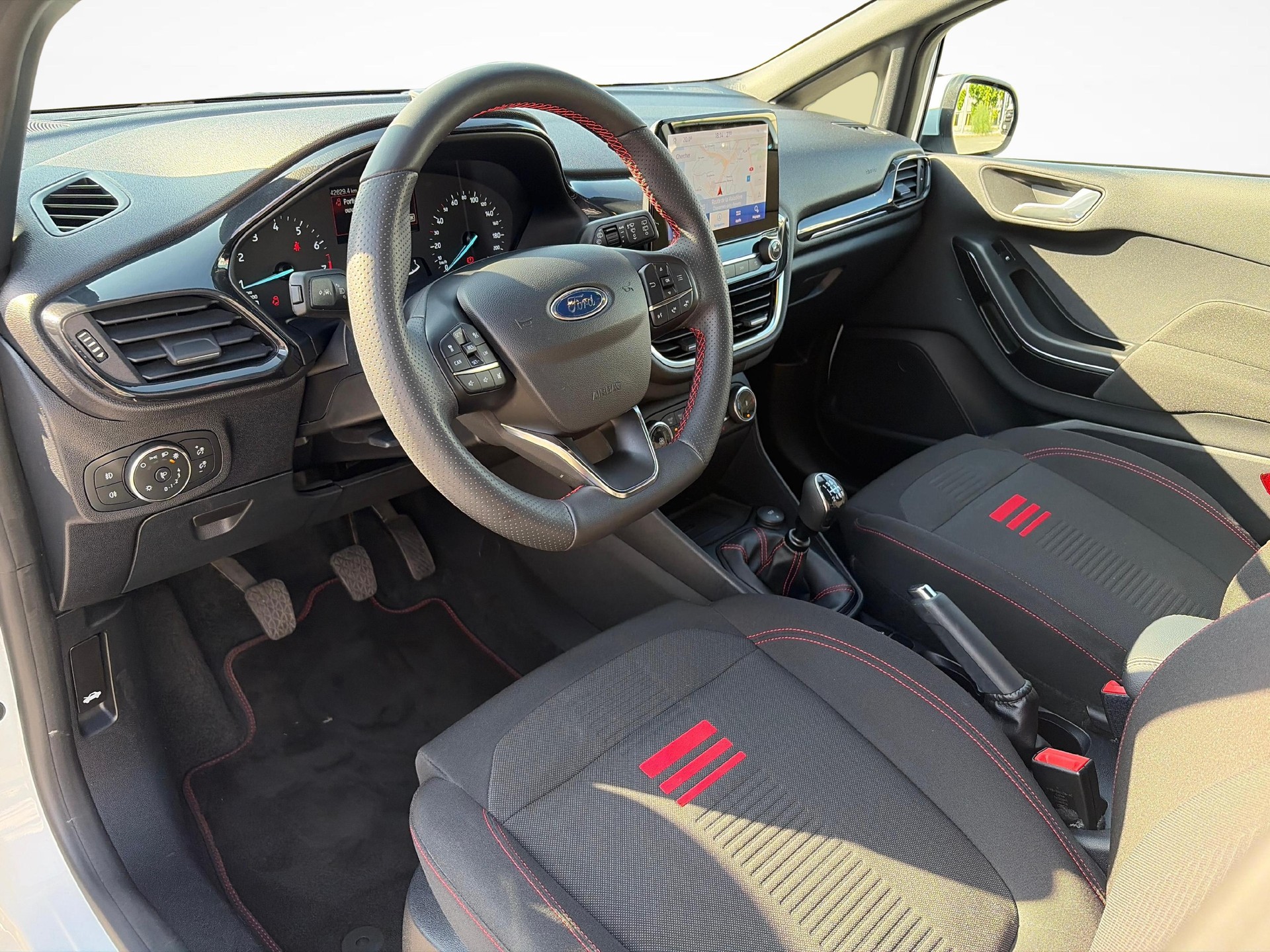 FORD Fiesta 1.0 EcoB Hybrid ST-Line X-image-8