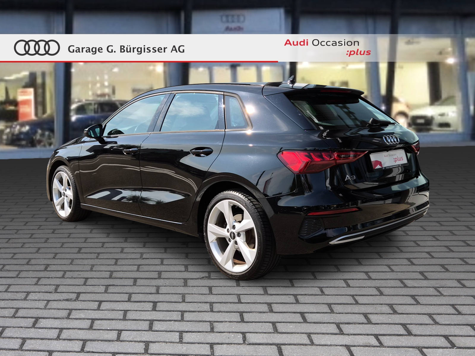 AUDI A3 Sportback 35 TFSI advanced Attraction S-tronic Mythosschwarz Metallic-showroom-element-3