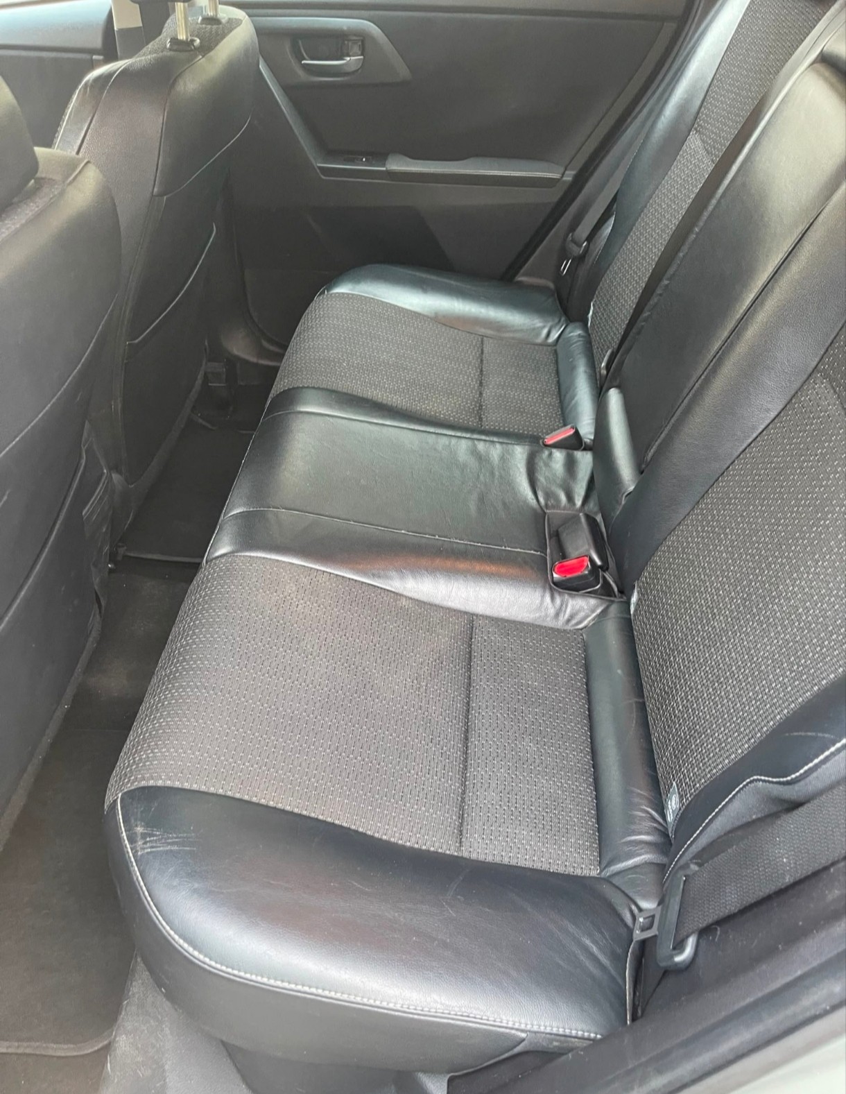 TOYOTA Auris Touring Sports 1.8 16V HSD Linea Sol-image-11