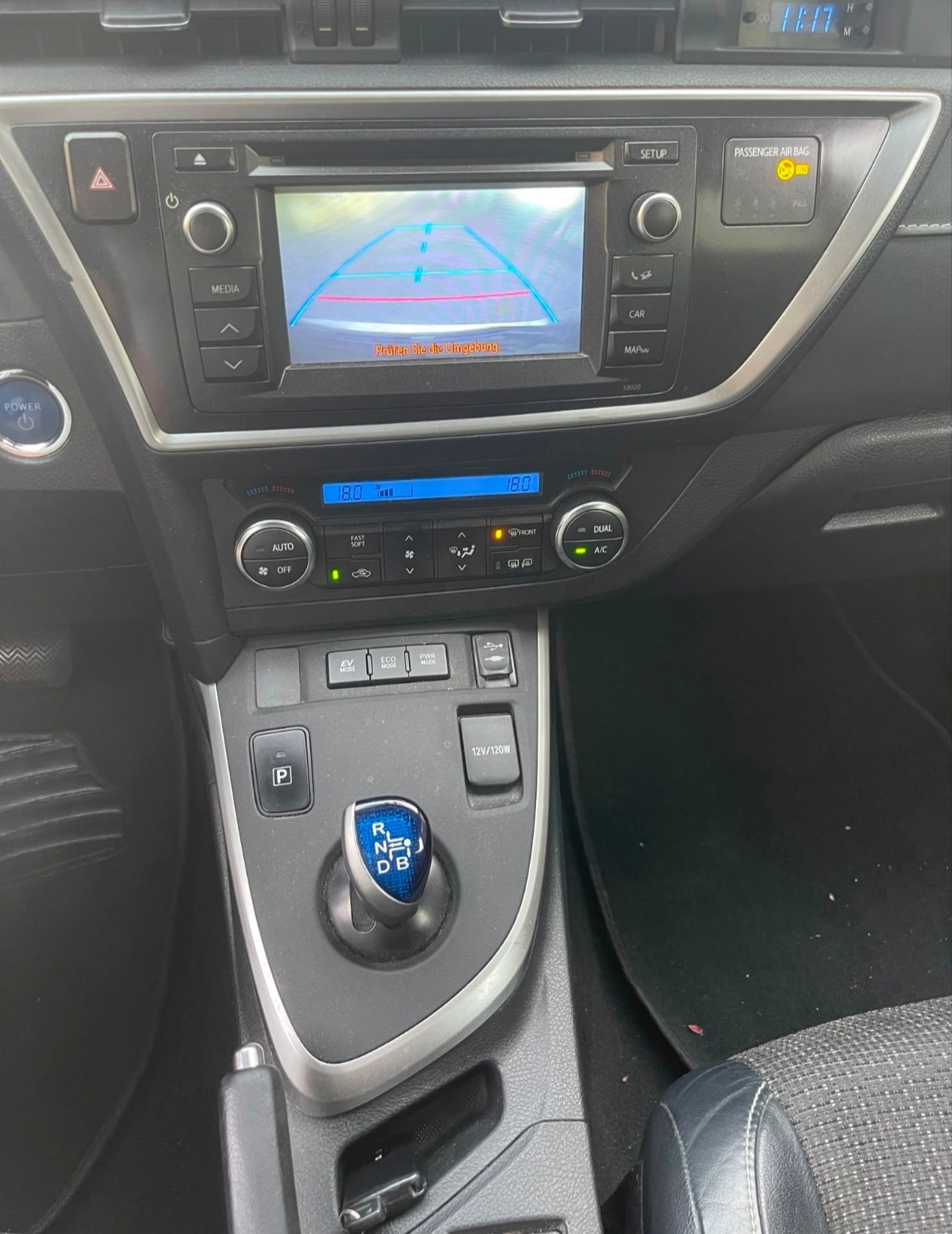 TOYOTA Auris Touring Sports 1.8 16V HSD Linea Sol-image-7