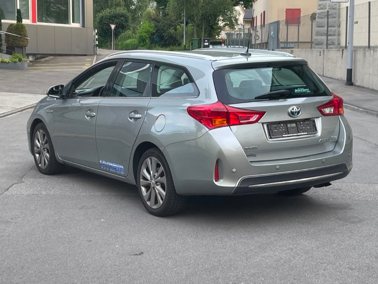 TOYOTA Auris Touring Sports 1.8 16V HSD Linea Sol-image-3