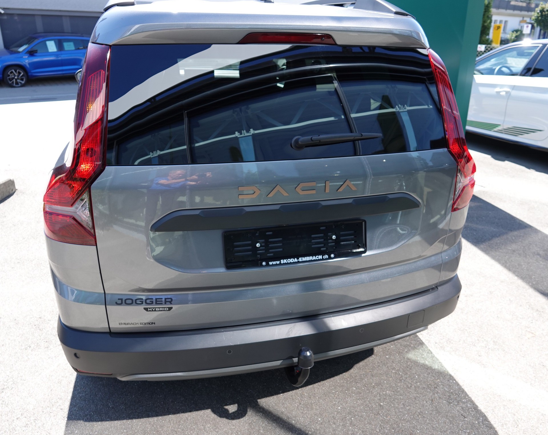 DACIA Jogger 1.6 Hybrid Extreme-image-8