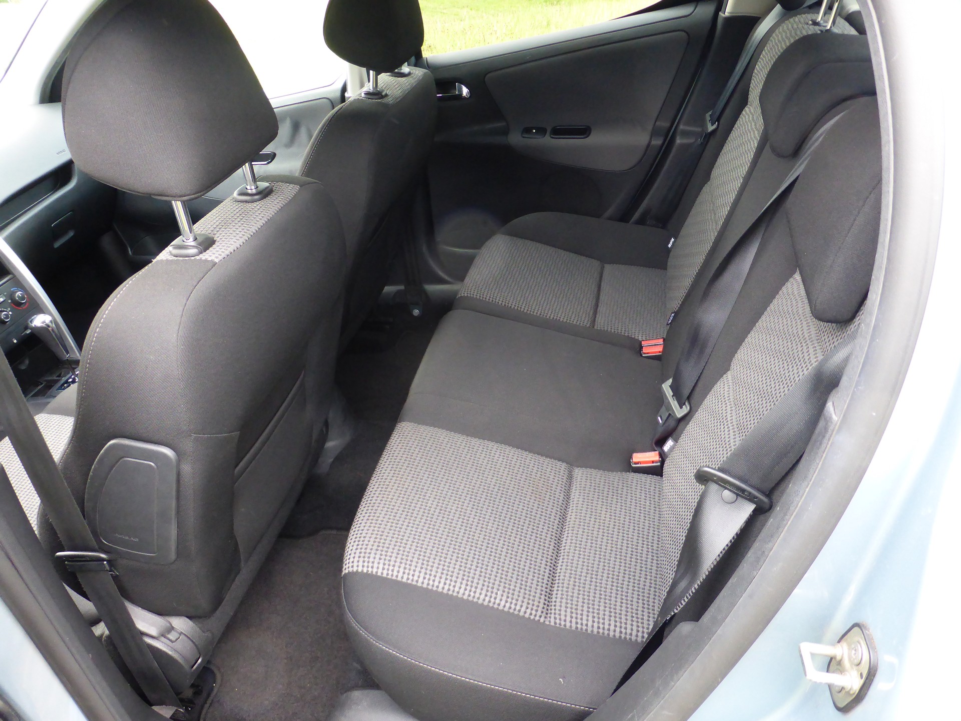 PEUGEOT 207 1.6 16V Lion Edition Automatic-image-14