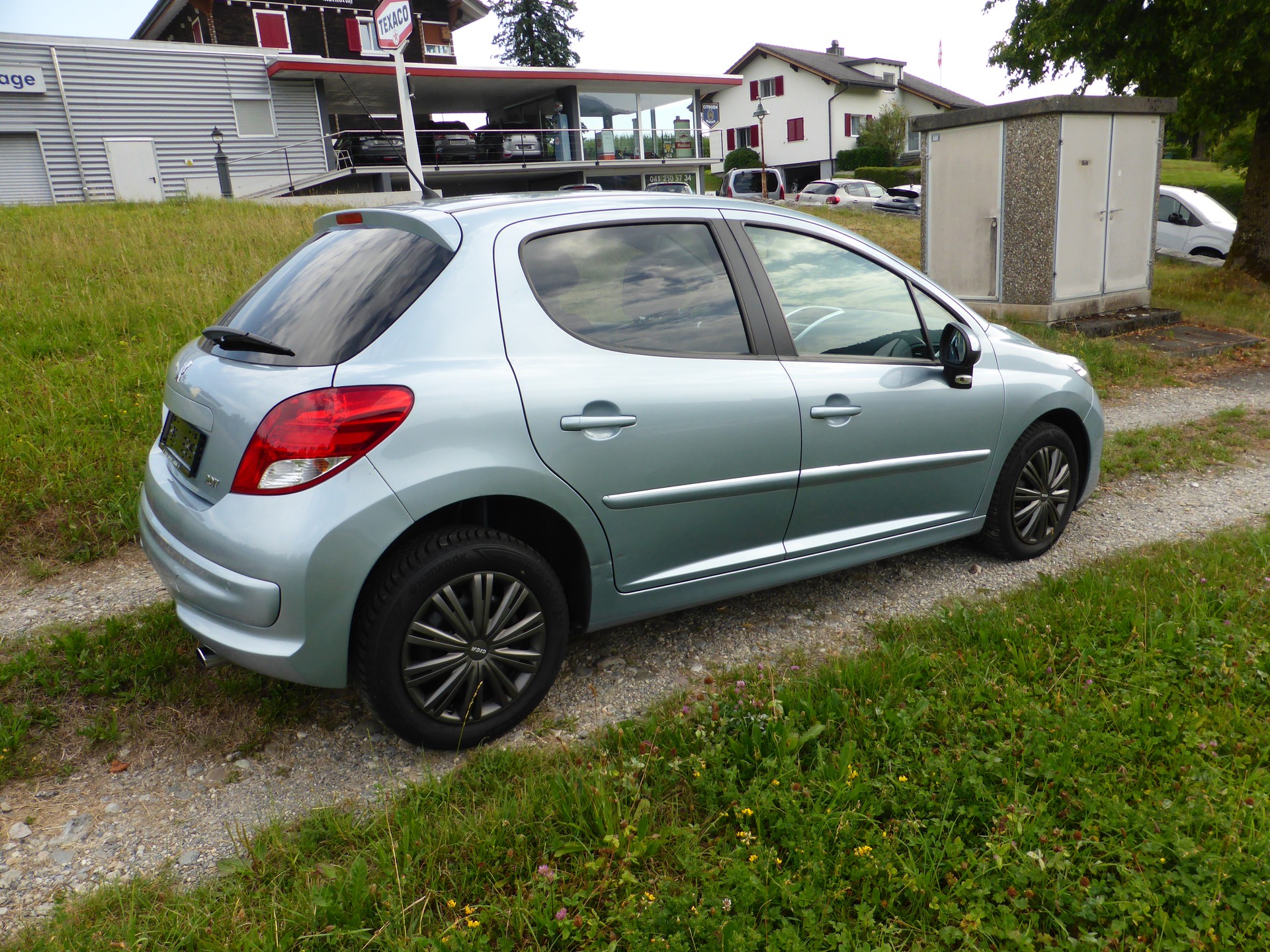 PEUGEOT 207 1.6 16V Lion Edition Automatic-image-5