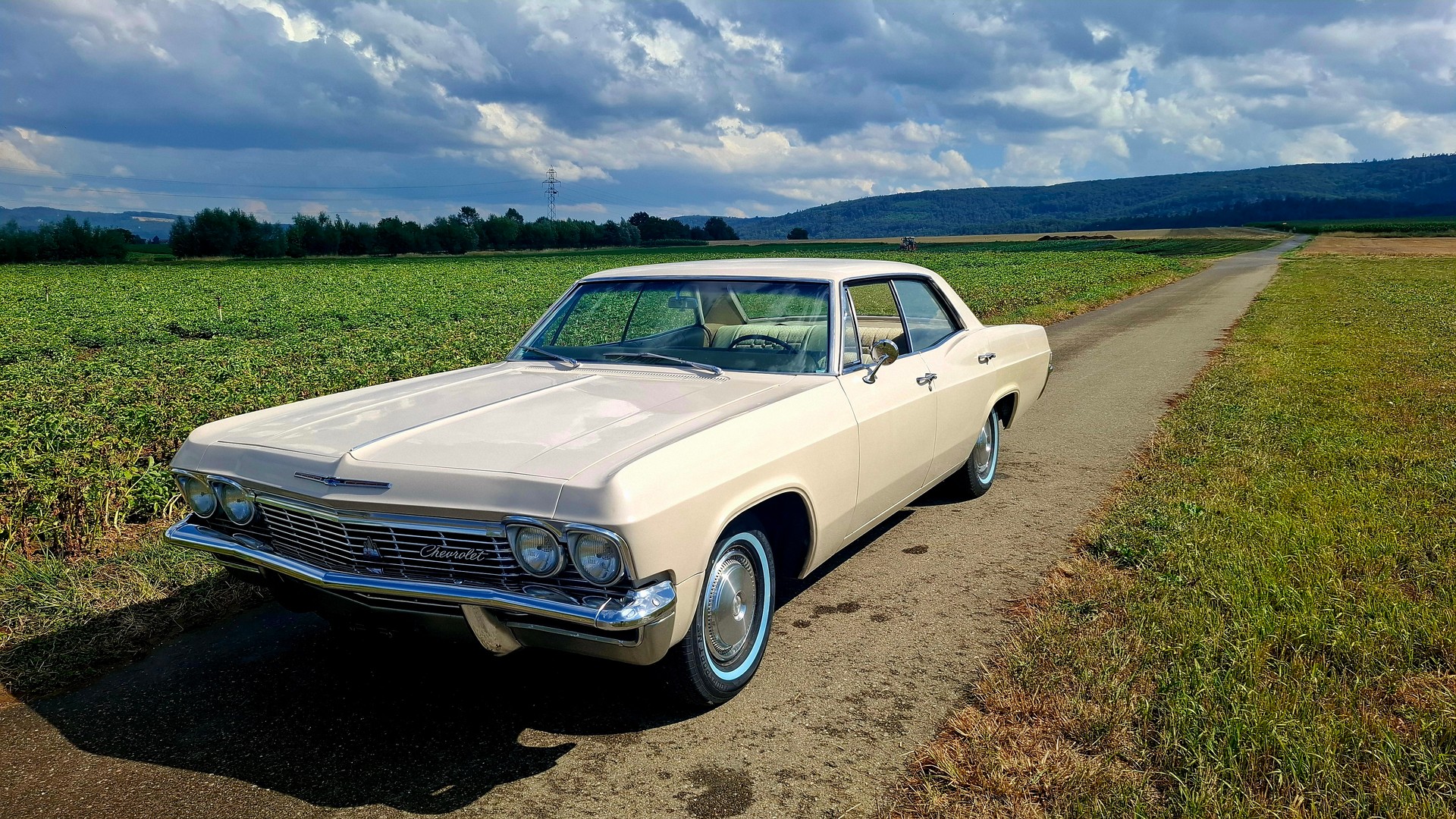 CHEVROLET Impala-image-0