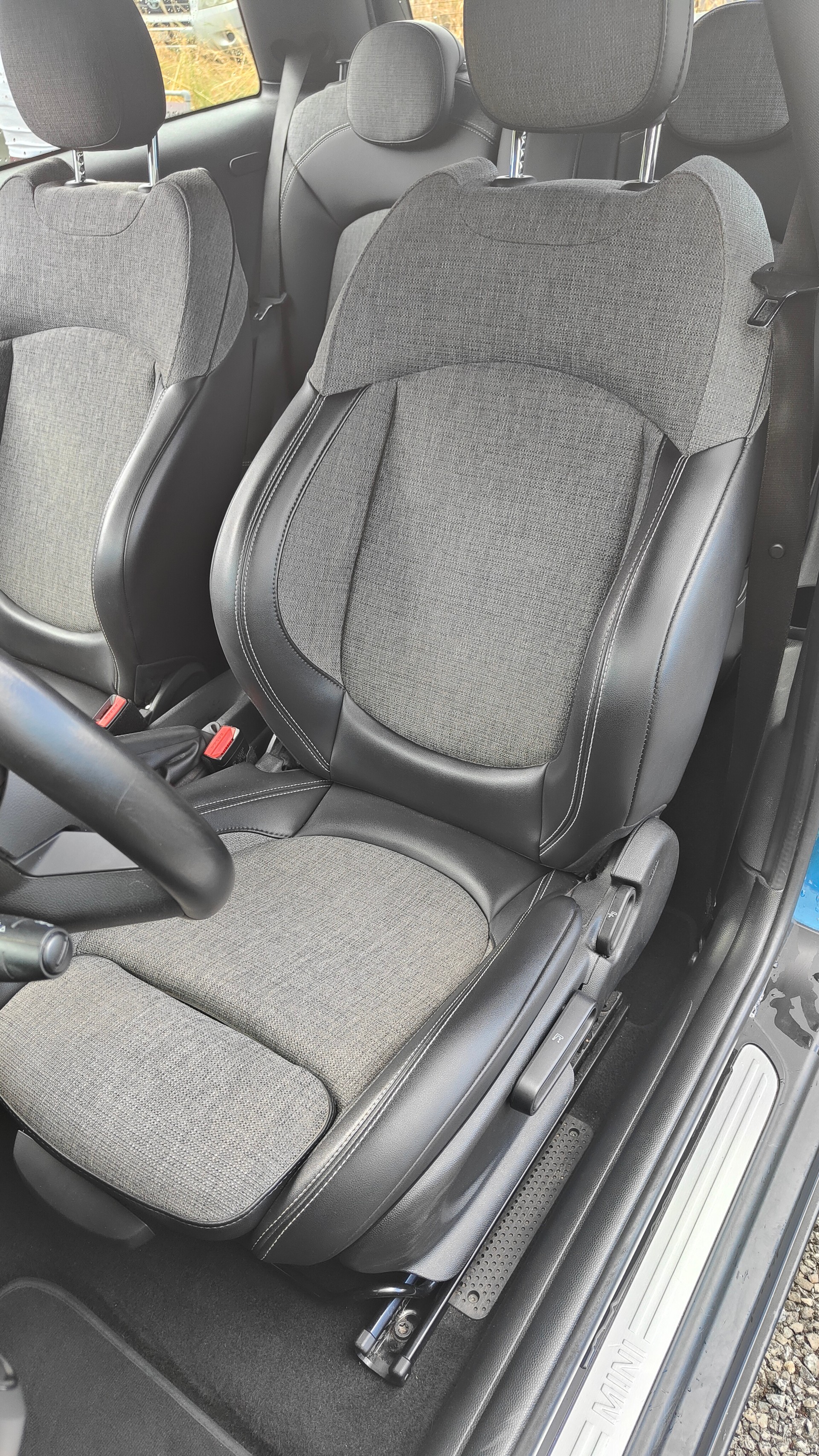 MINI 1.5i Cooper-image-5