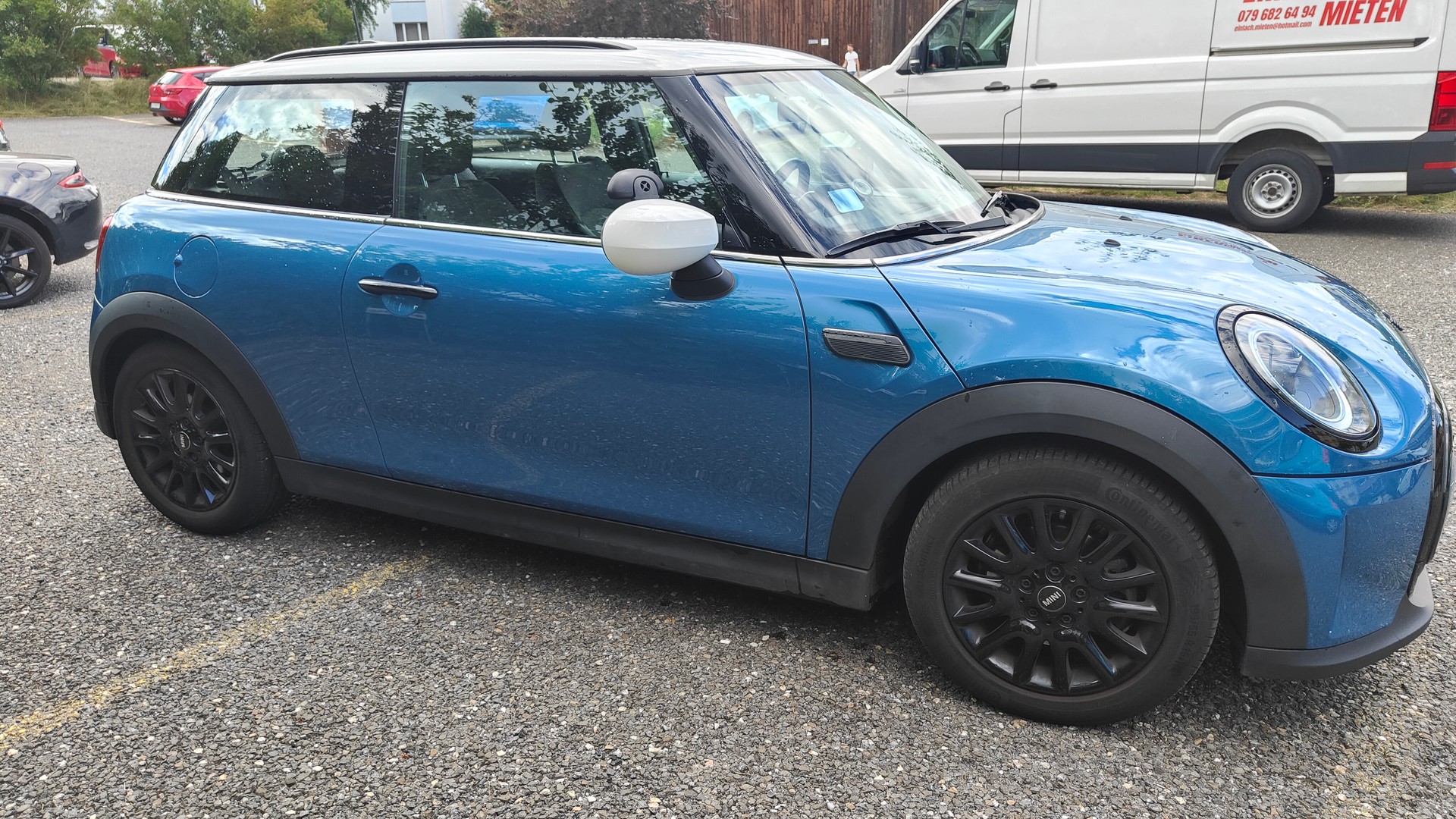 MINI 1.5i Cooper-image-1